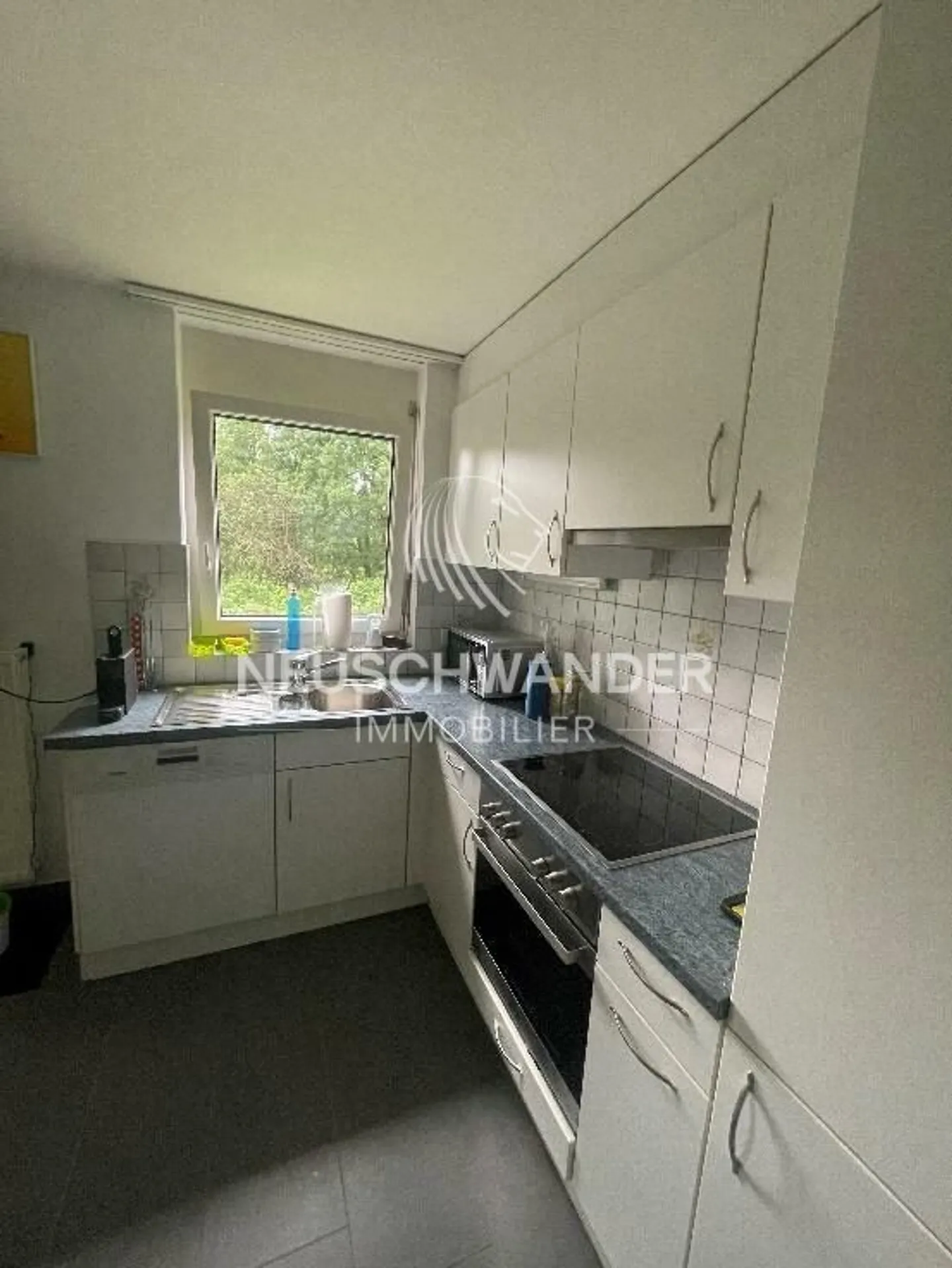 Appartamento PPE - Foto 3 di 9