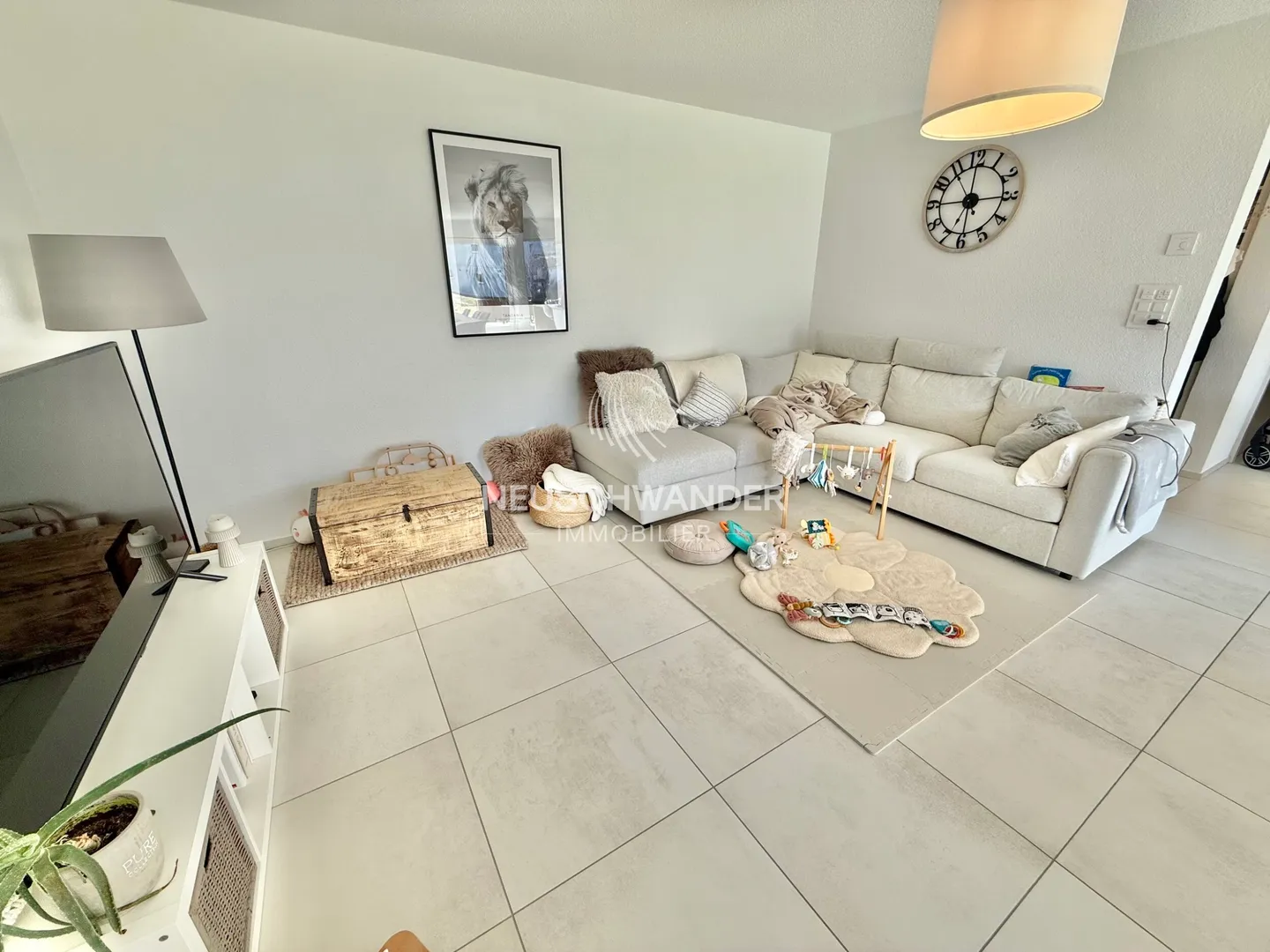 Appartement moderne de 3.5 pièces dans le village de Bassecourt - Photo 8 sur 13