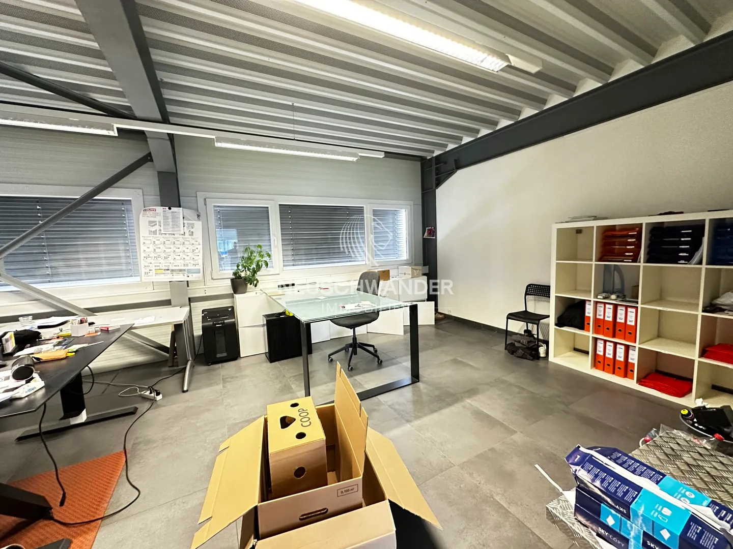 Gemischt genutztes Gebäude - Foto 4 von 13