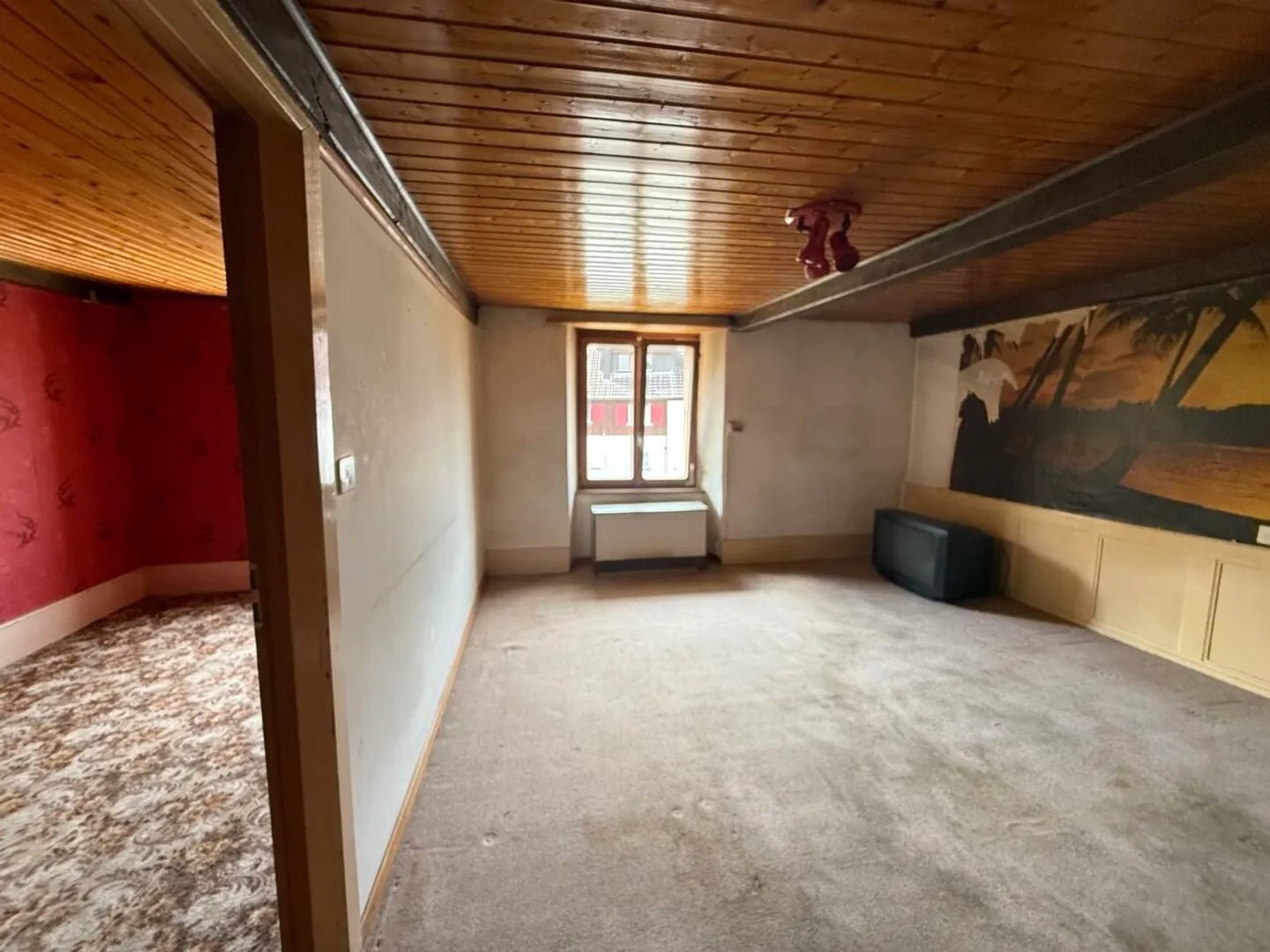 For sale in Courfaivre house with 2 apartments to renovate - Photo 10 of 13
