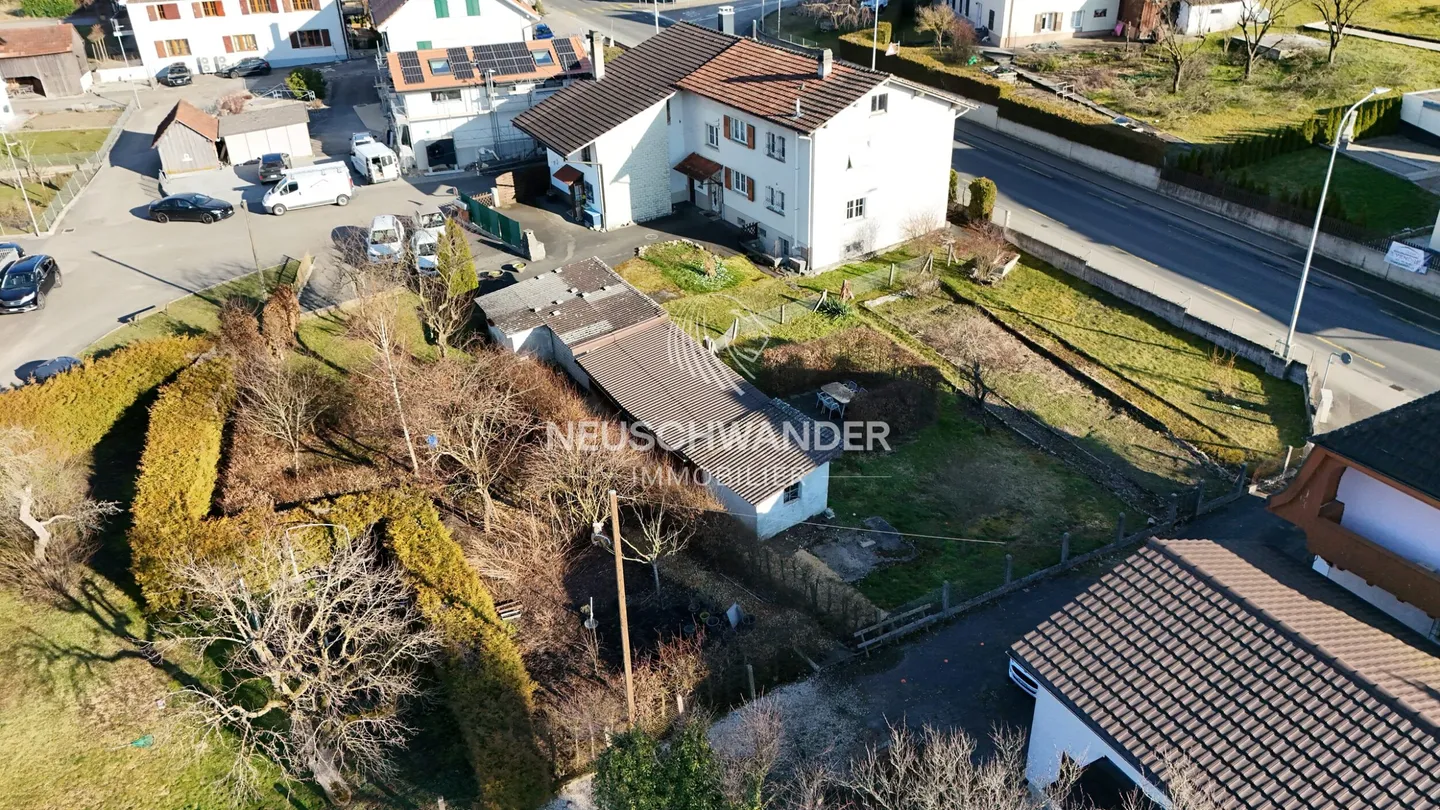 À Courfaivre appartement de 4 pièces au 1er étage à vendre - Photo 2 sur 13