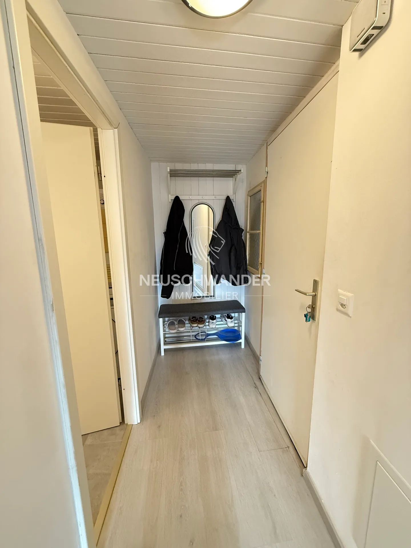 Edificio di rendimento - Foto 9 di 12