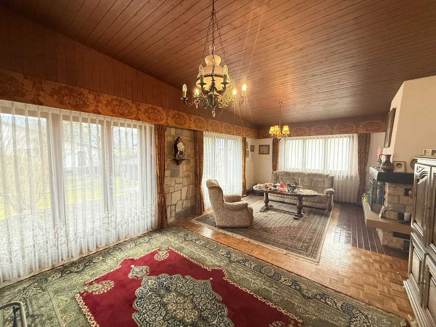 For sale in Courroux individual house with 4.5 rooms - Photo 8 of 13