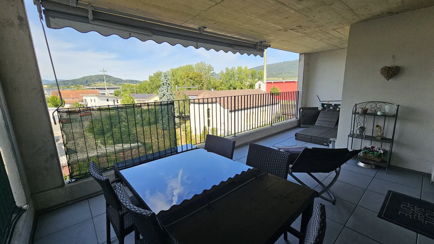 For sale in Delémont superb 5.5 room apartment - Photo 10 of 13