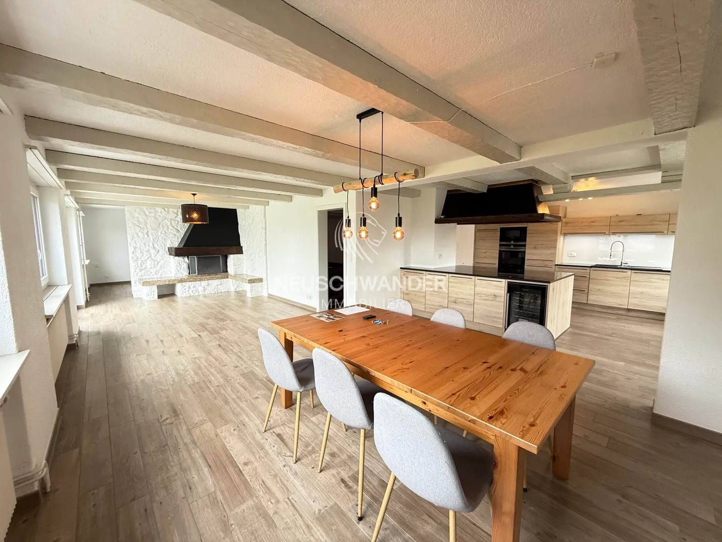 For sale house with 2 apartments in the village of Montavon - Photo 4 of 13