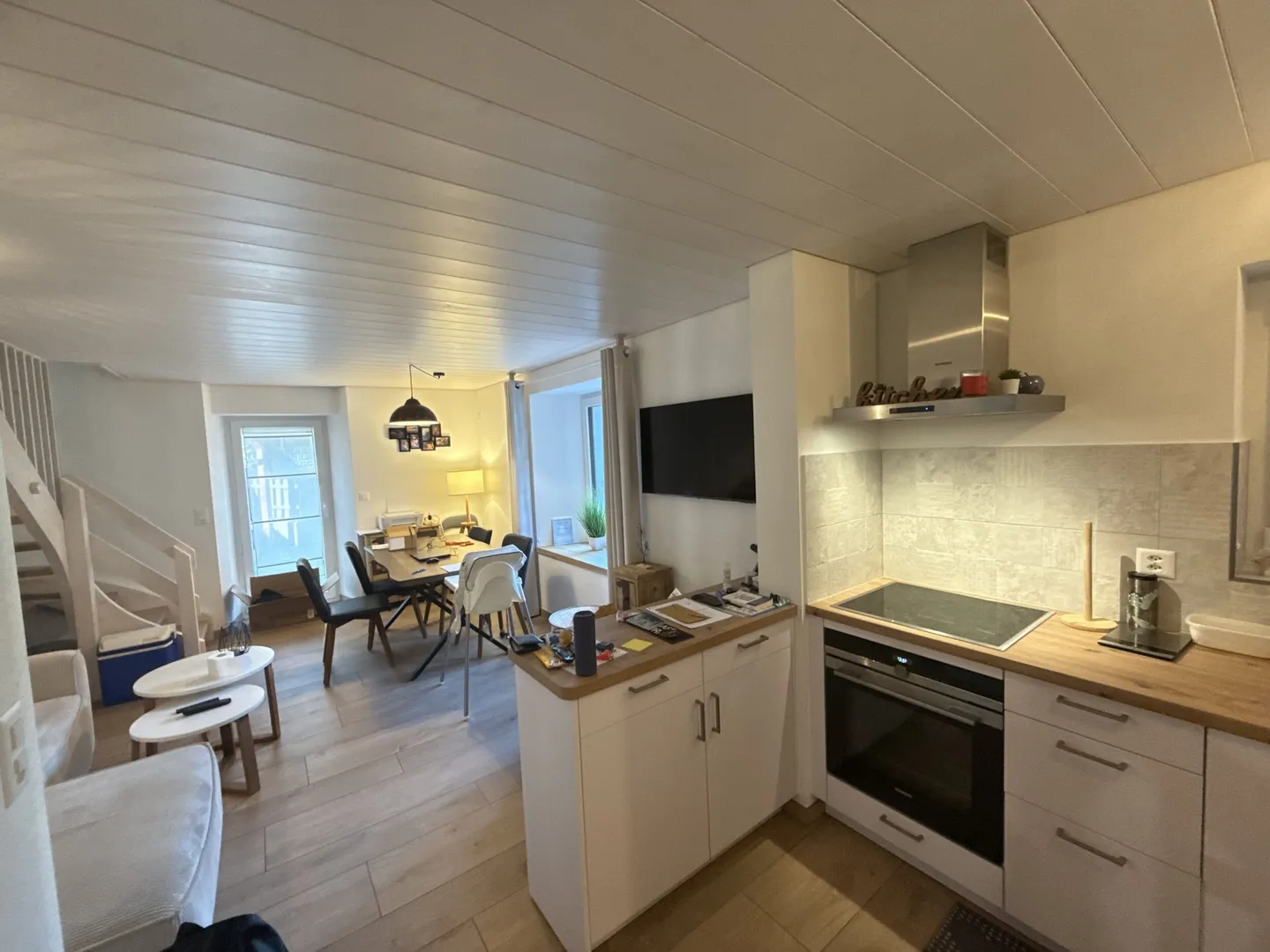 For sale in Roches charming renovated 3.5 room house - Photo 7 of 13