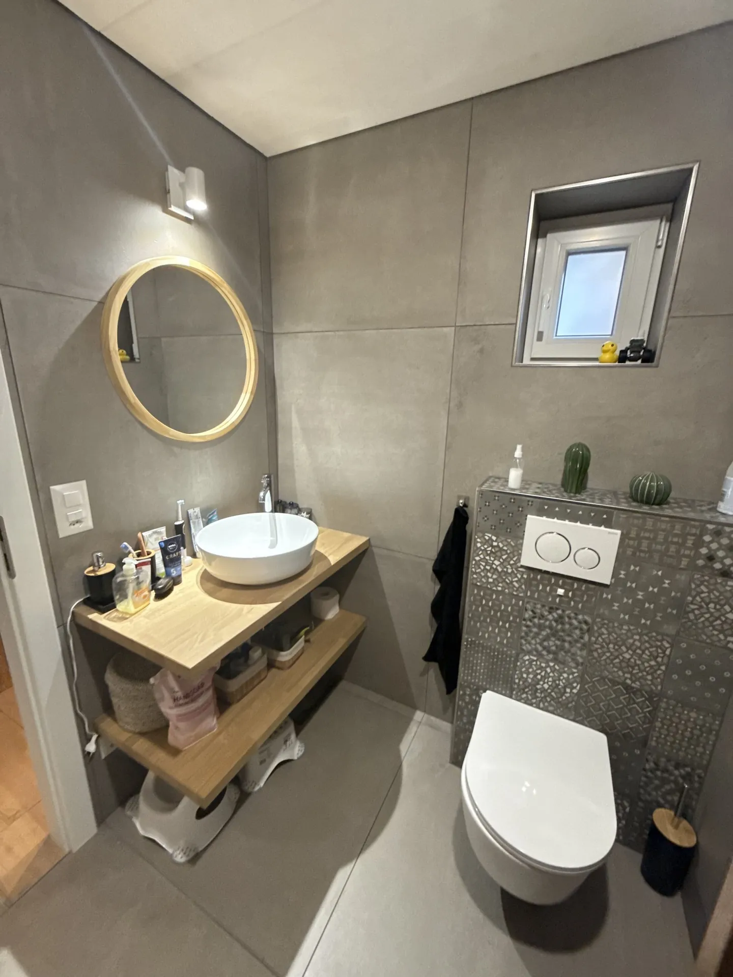 For sale in Roches charming renovated 3.5 room house - Photo 10 of 13