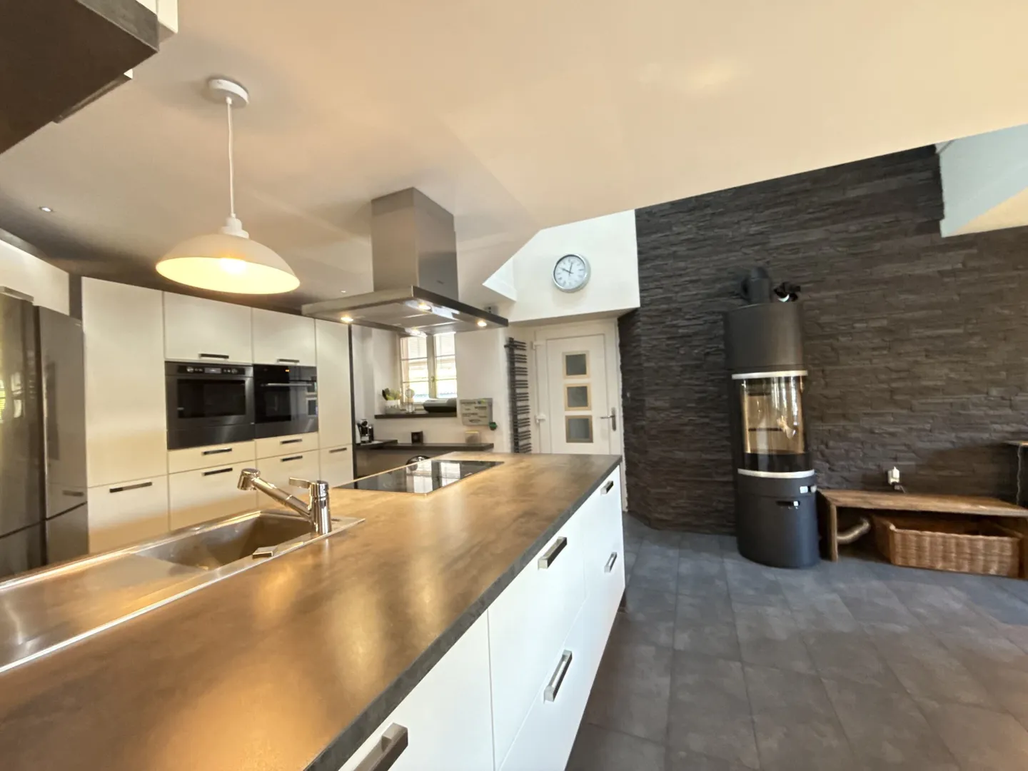 A Roches appartamento duplex di 6,5 locali in vendita - Foto 2 di 13