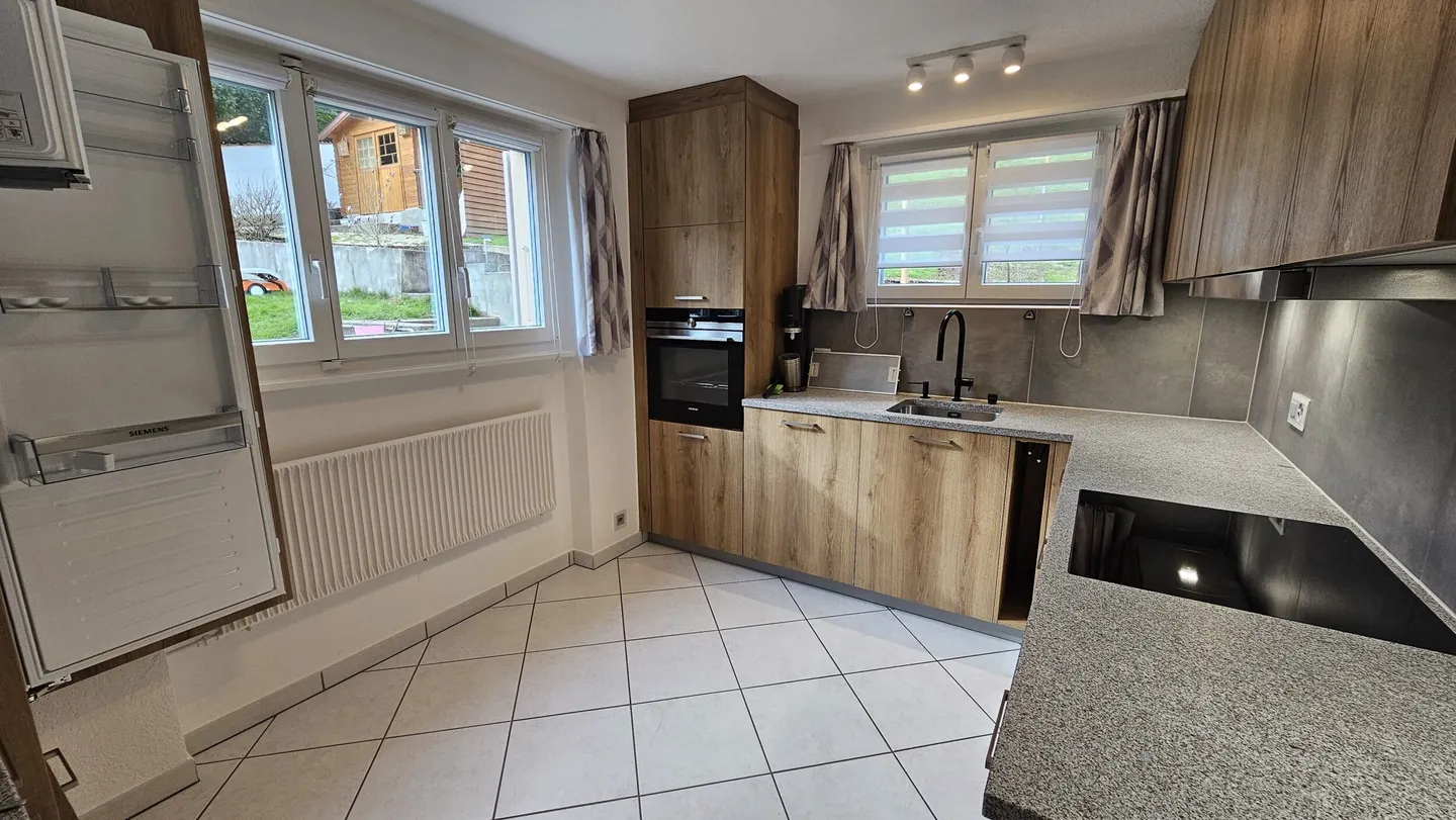 In vendita a Roches (BE) edificio di 3 appartamenti con 4 garage - Foto 11 di 13