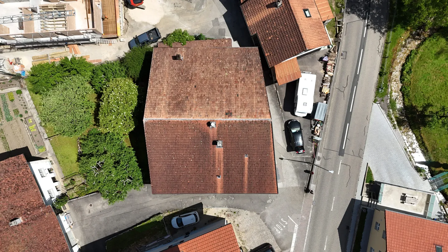 Zu verkaufen in Perrefitte, 7,5-Zimmer-Haus zu renovieren - Foto 3 von 13