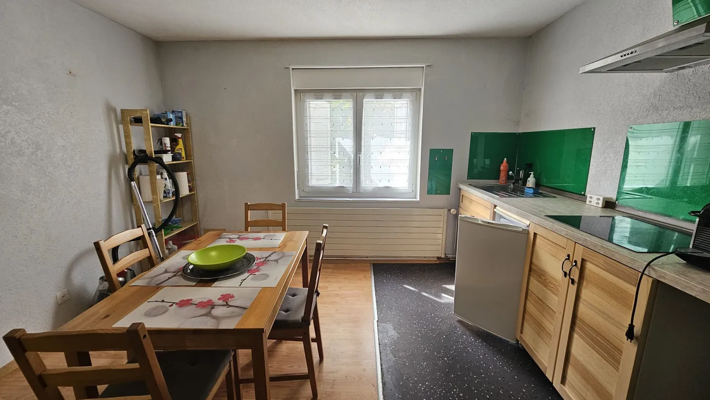 For sale in Bévilard old farm with 2 apartments - Photo 9 of 13