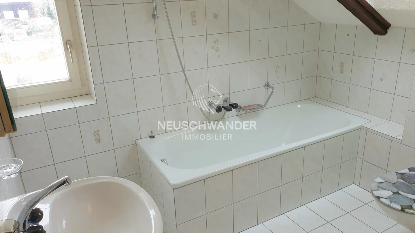 Building with 3 apartments for sale in Reconvilier - Photo 9 of 13