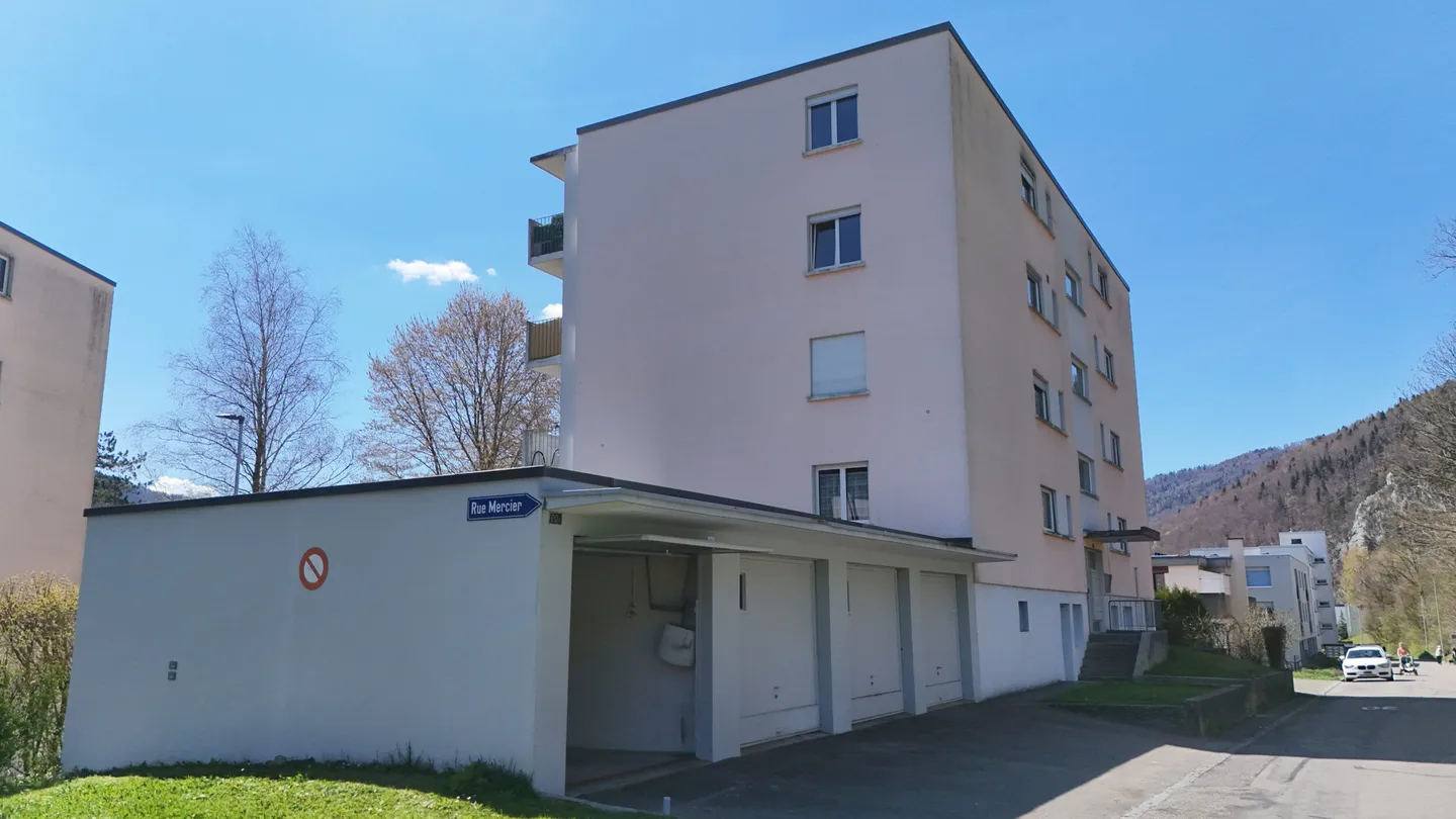In vendita a Moutier, edificio di 9 appartamenti, tutti affittati - Foto 2 di 13