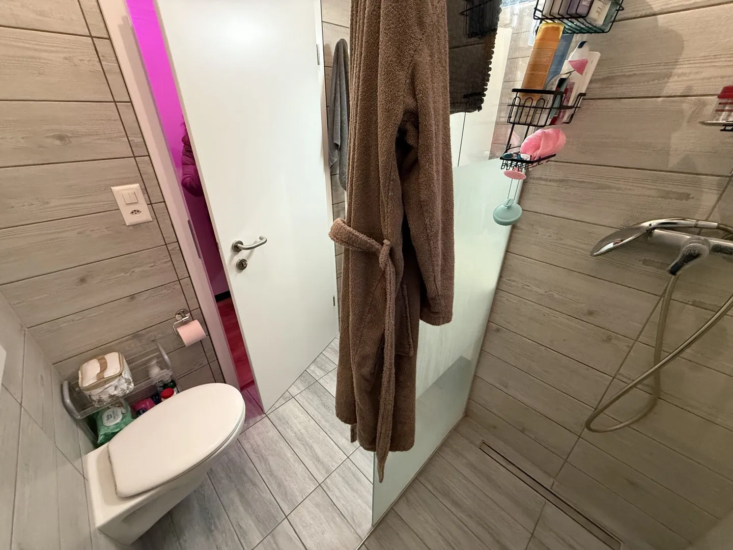 In Moutier zu verkaufen, ein Renditegebäude mit 5 vermieteten Wohnungen - Foto 4 von 13