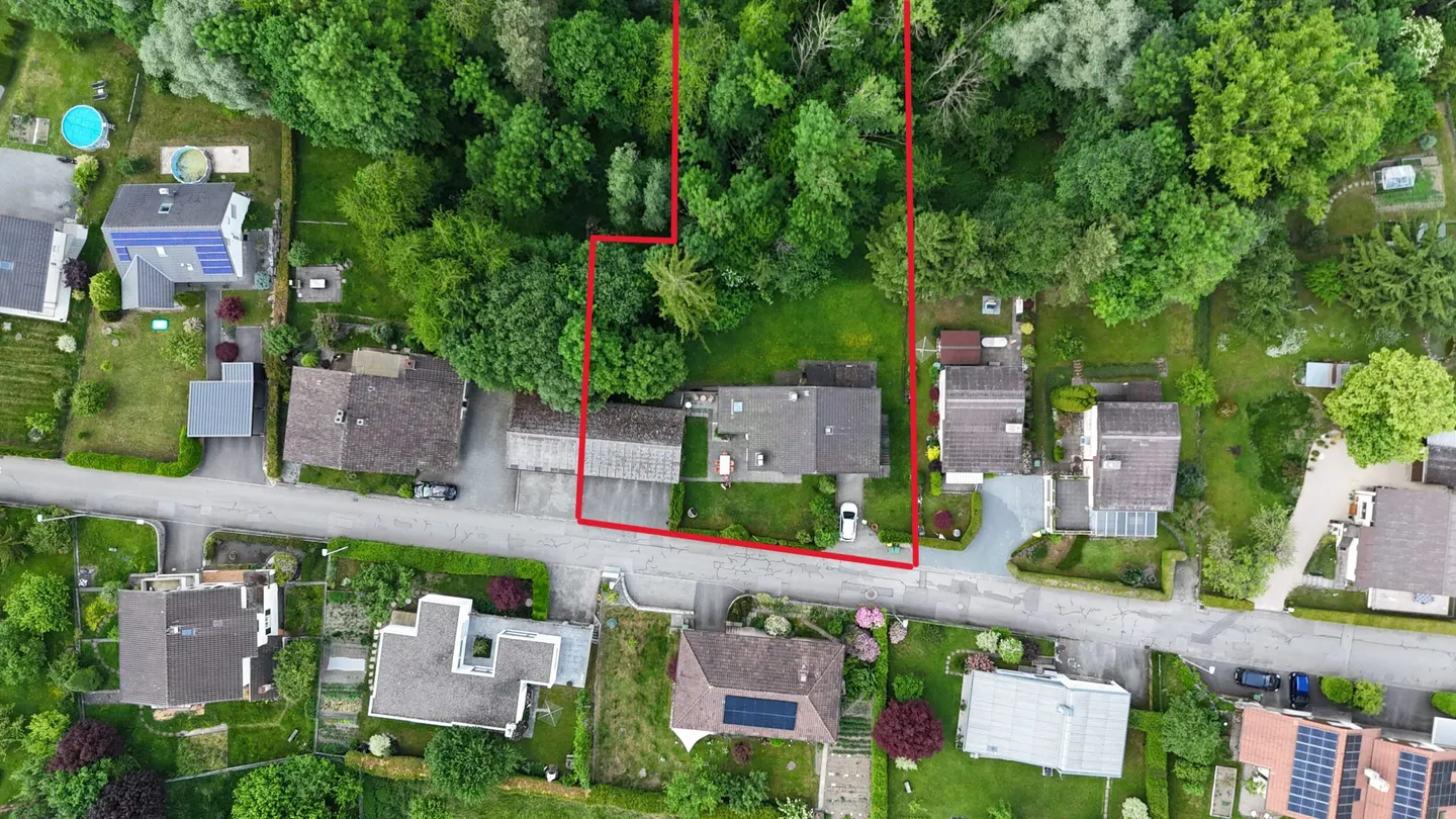 In vendita a Moutier casa familiare di 9,5 stanze - Foto 2 di 13