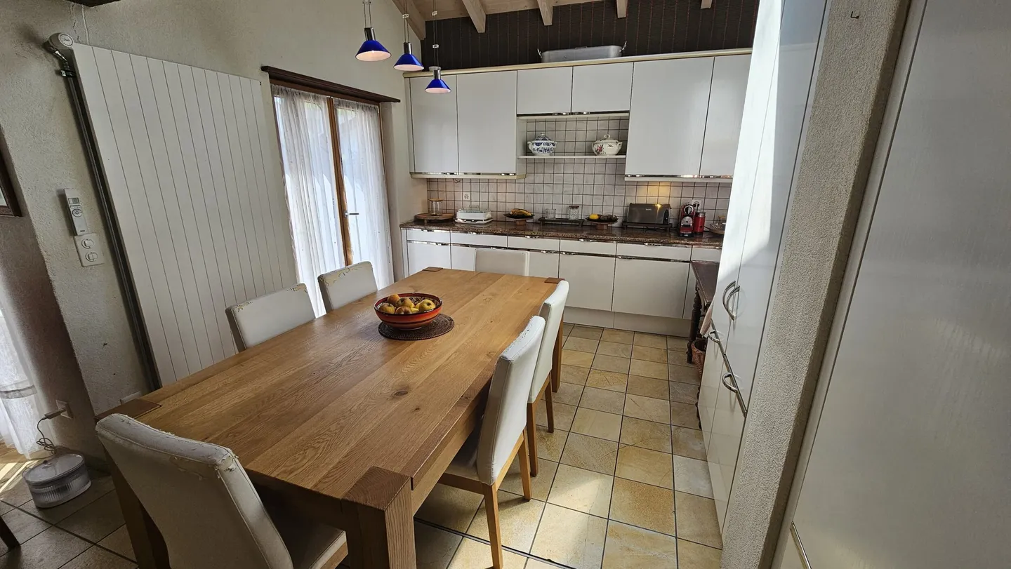 Charmante Maison Familiale à Moutier - Photo 3 sur 13