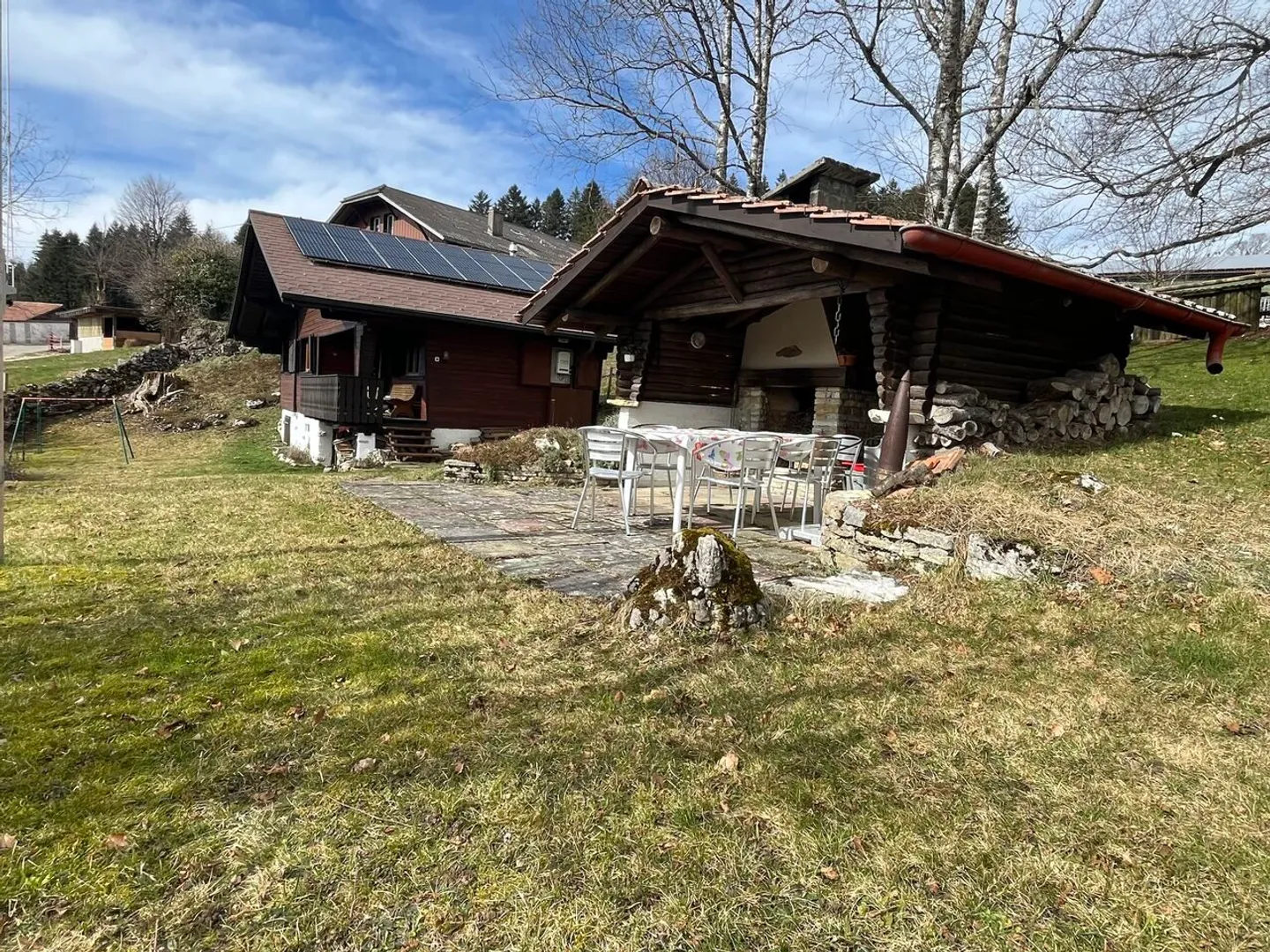 Incantevole chalet di 3,5 stanze in vendita nelle montagne di Saules - Foto 3 di 13