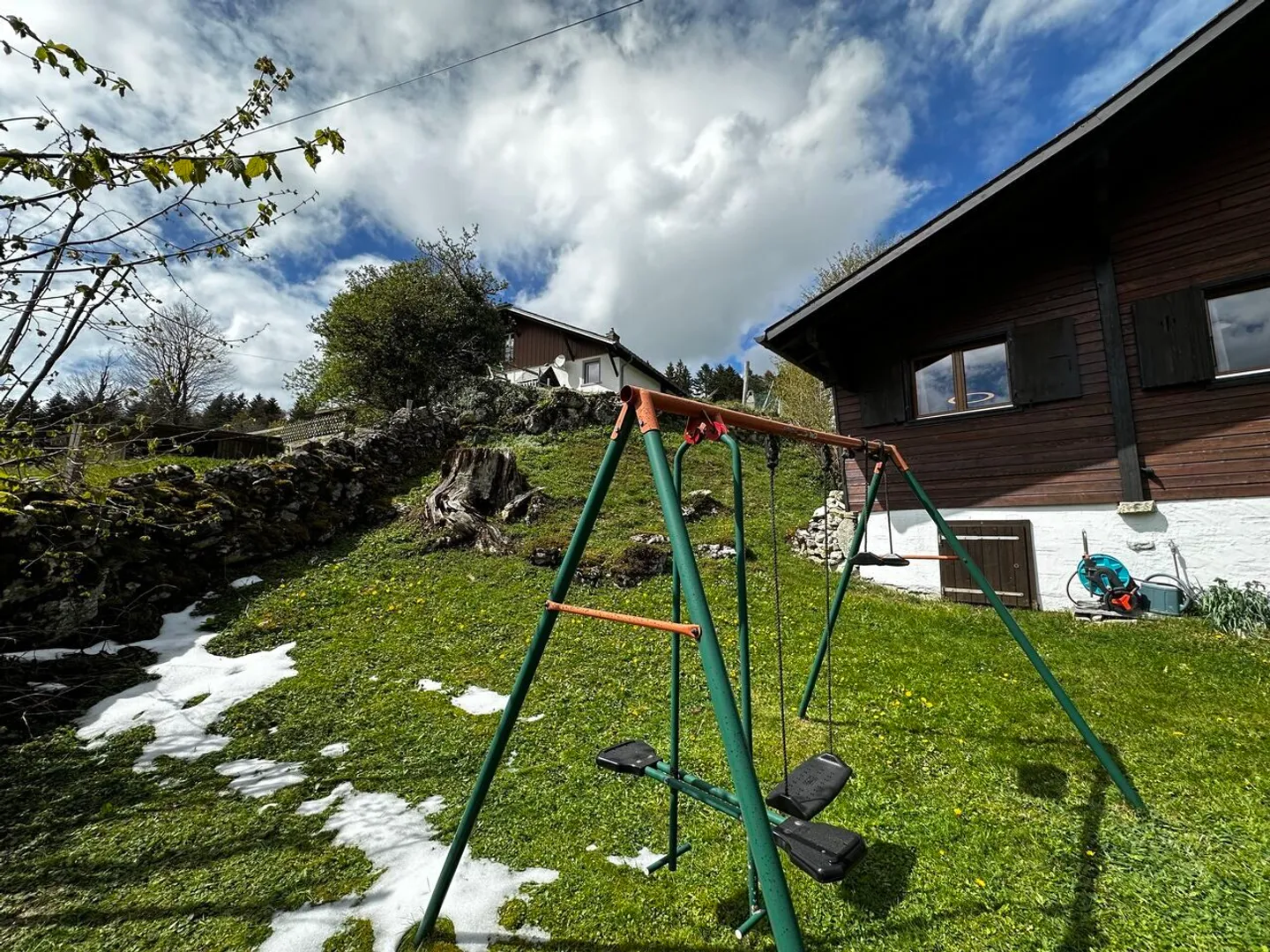 Incantevole chalet di 3,5 stanze in vendita nelle montagne di Saules - Foto 4 di 13