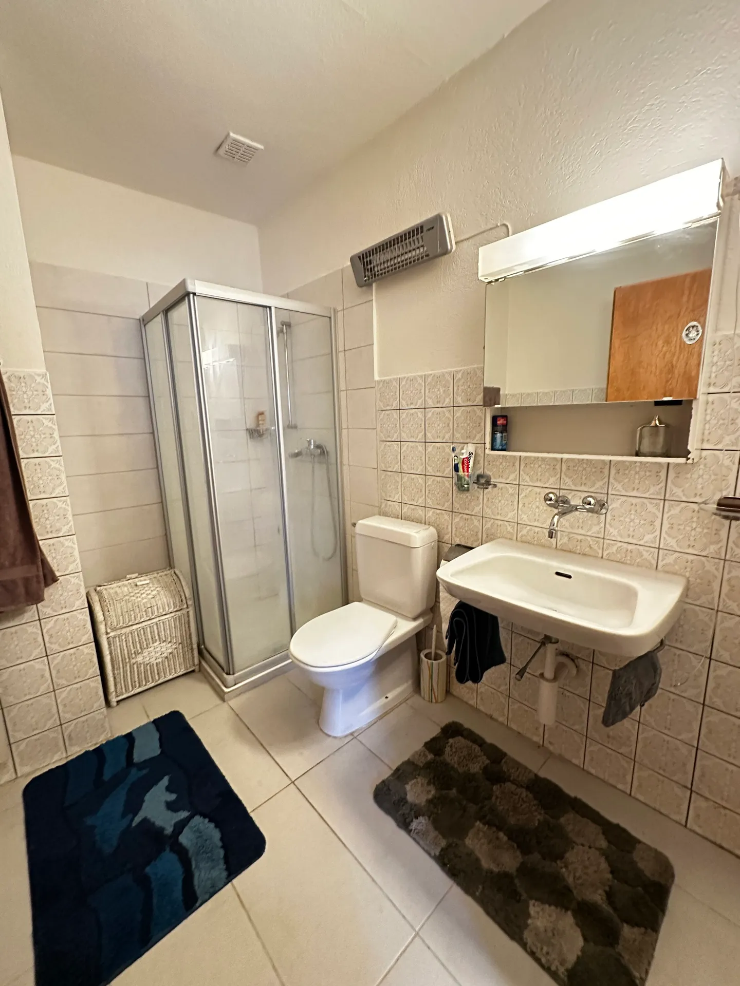 Yielding Building - Photo 7 of 13