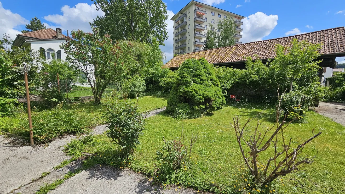 In vendita a Porrentruy casa padronale con 3 appartamenti - Foto 6 di 13