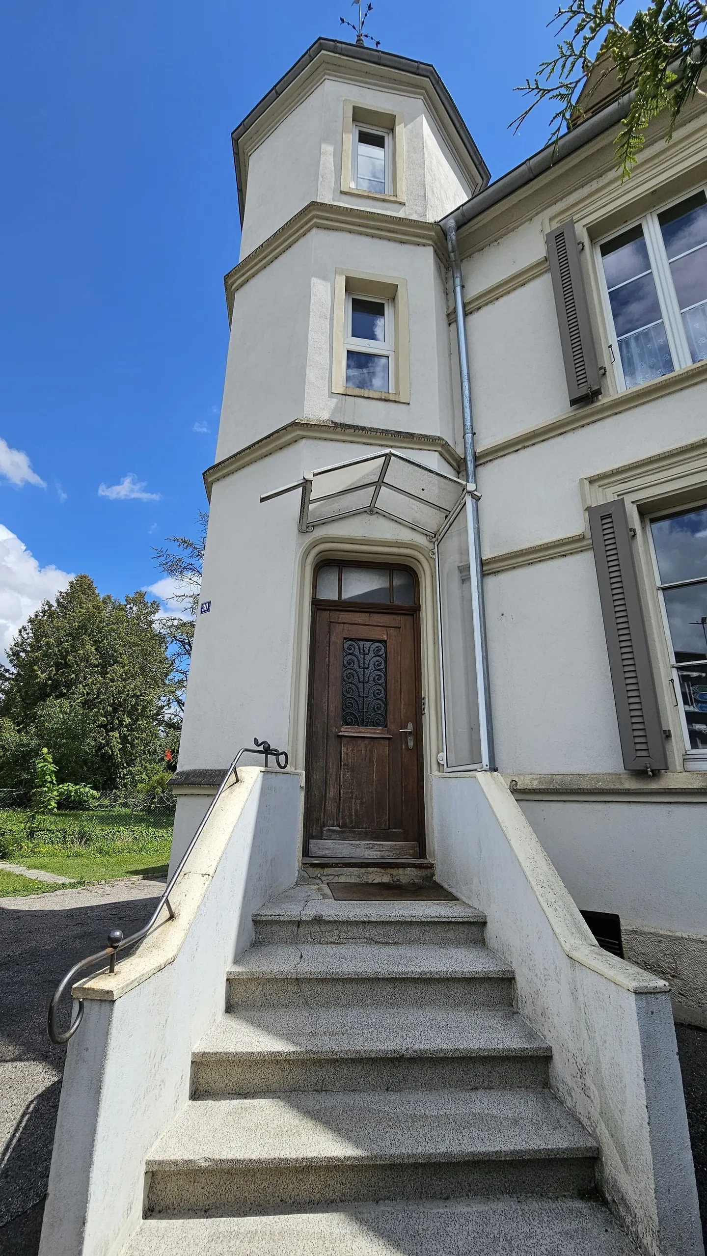 In vendita a Porrentruy casa padronale con 3 appartamenti - Foto 9 di 13