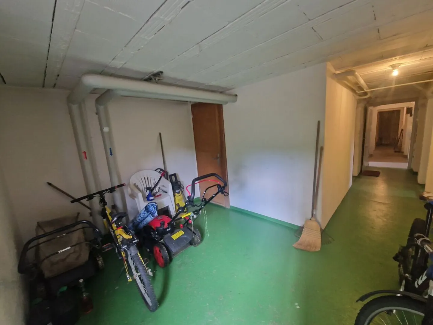 Edificio di rendimento - Foto 8 di 9