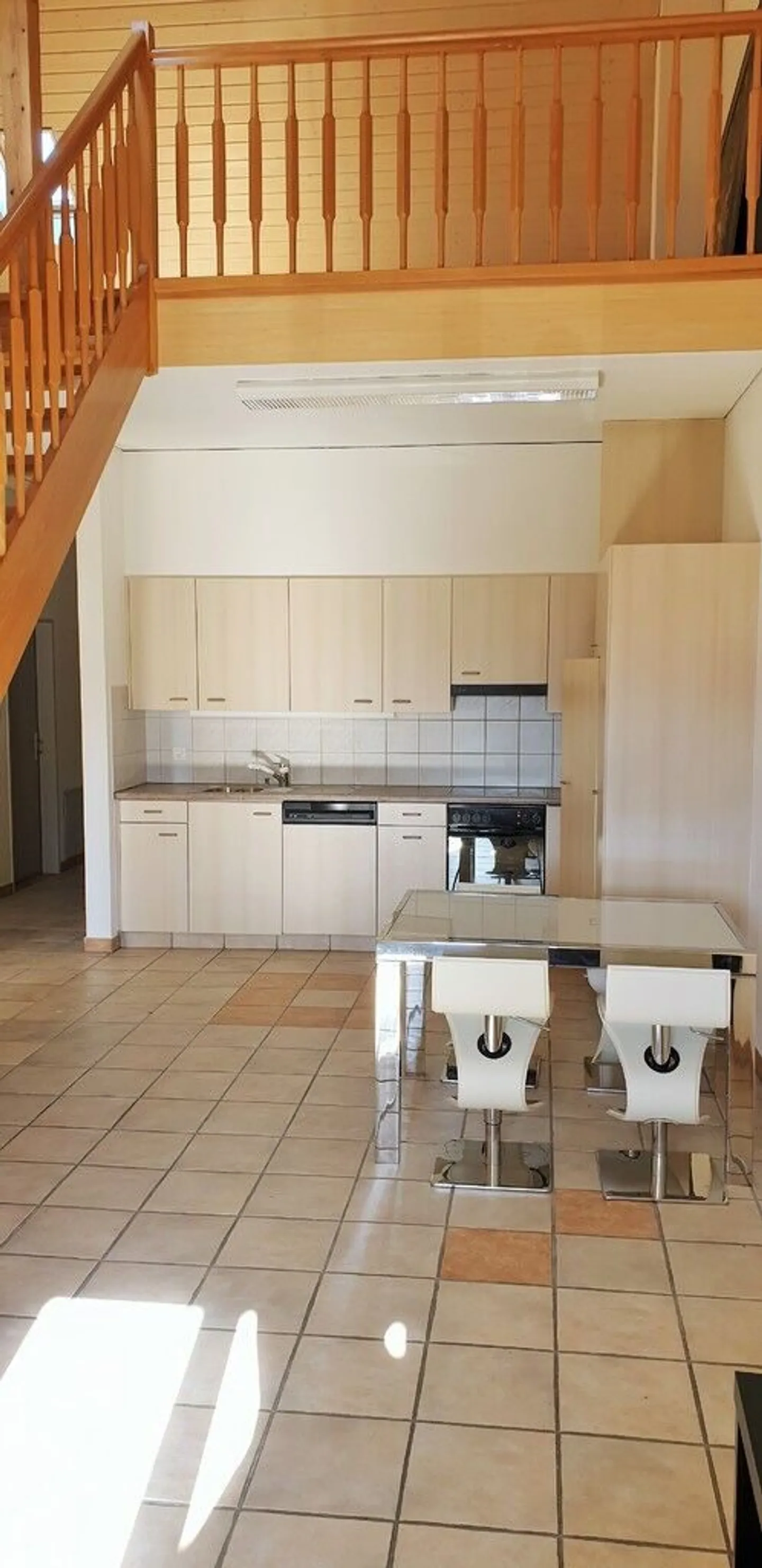 Zu verkaufen 3,5-Zimmer-Wohnung im Dorf Alle - Foto 4 von 7