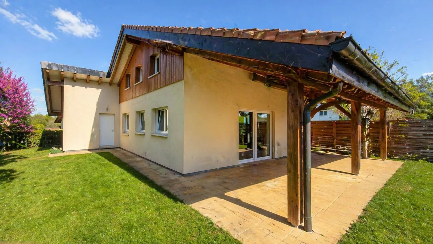 Maison Charmante avec Terrasse Couvert - Photo 12 sur 13