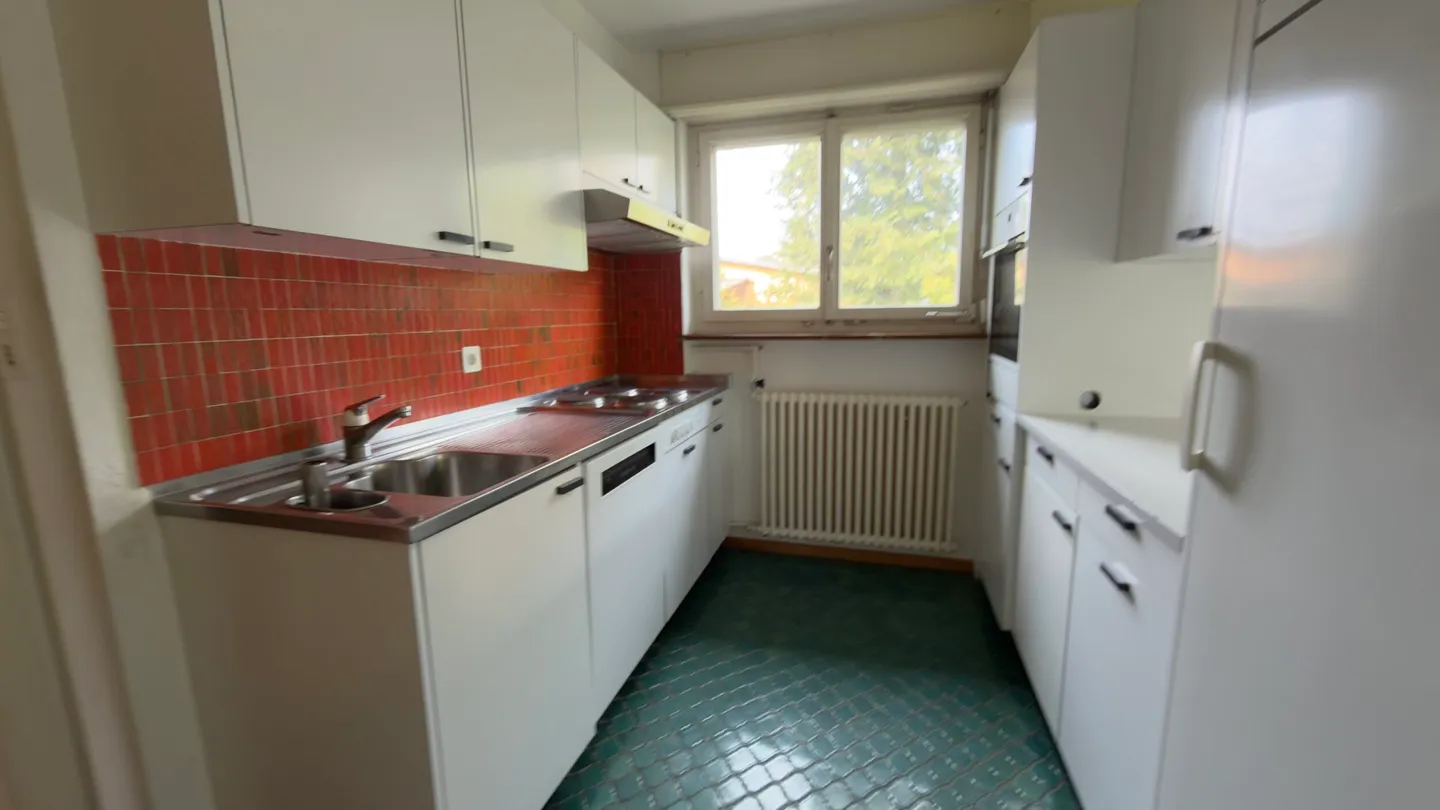 Incantevole villa di 7,5 stanze in una zona ricercata a Porrentruy - Foto 3 di 13