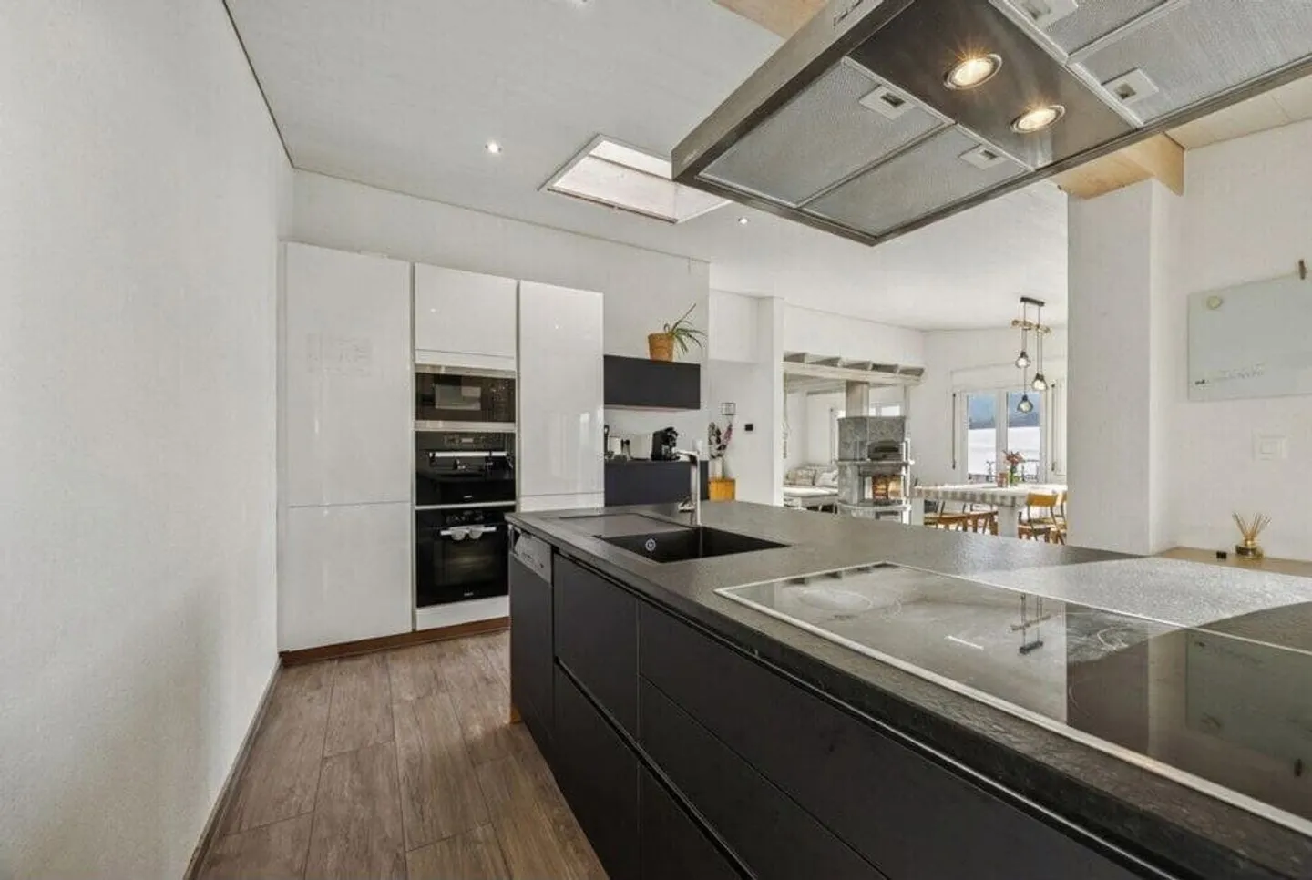 Familienhaus mit 5,5 Zimmern in Fontenais zu verkaufen - Foto 5 von 13