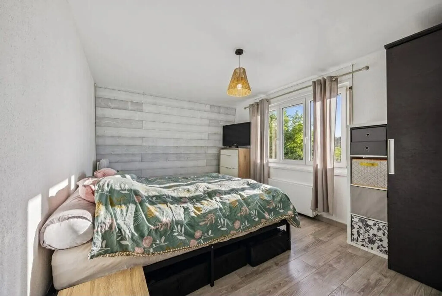 Familienhaus mit 5,5 Zimmern in Fontenais zu verkaufen - Foto 9 von 13
