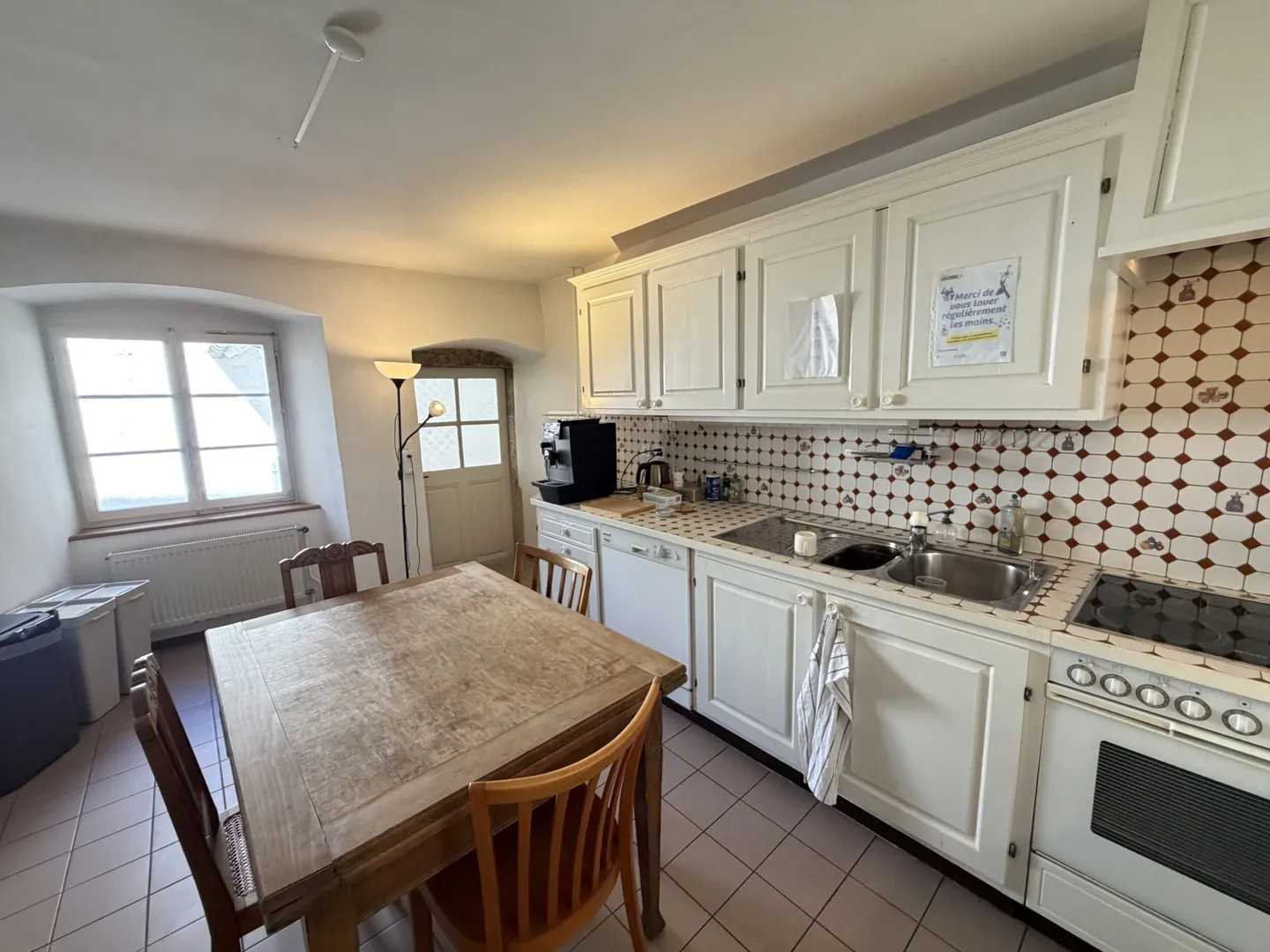 Immeuble Historique avec Luxe - Photo 2 sur 13