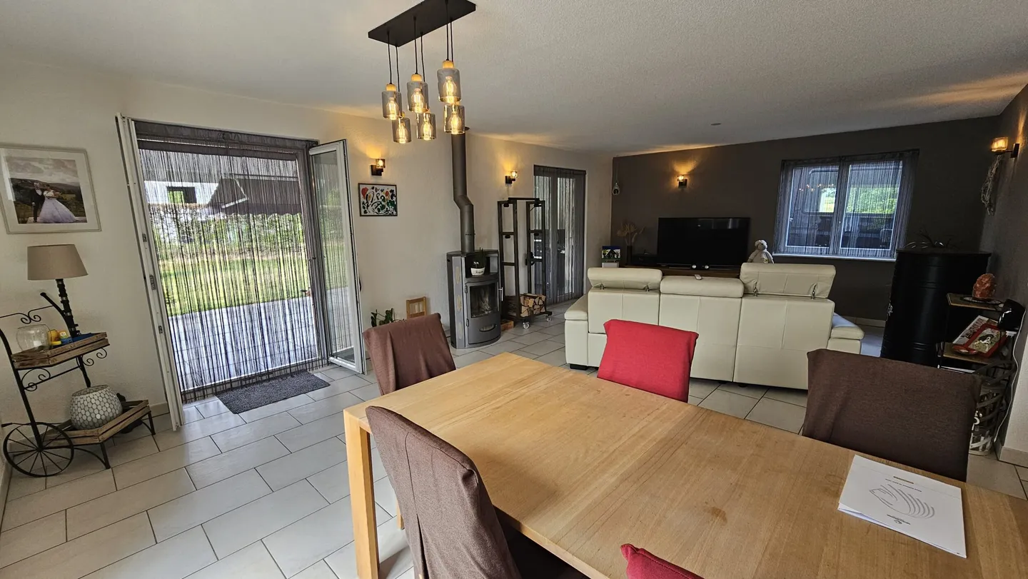 Zu verkaufen in Courgenay 6.5-Zimmer-Haus mit Pool - Foto 8 von 13