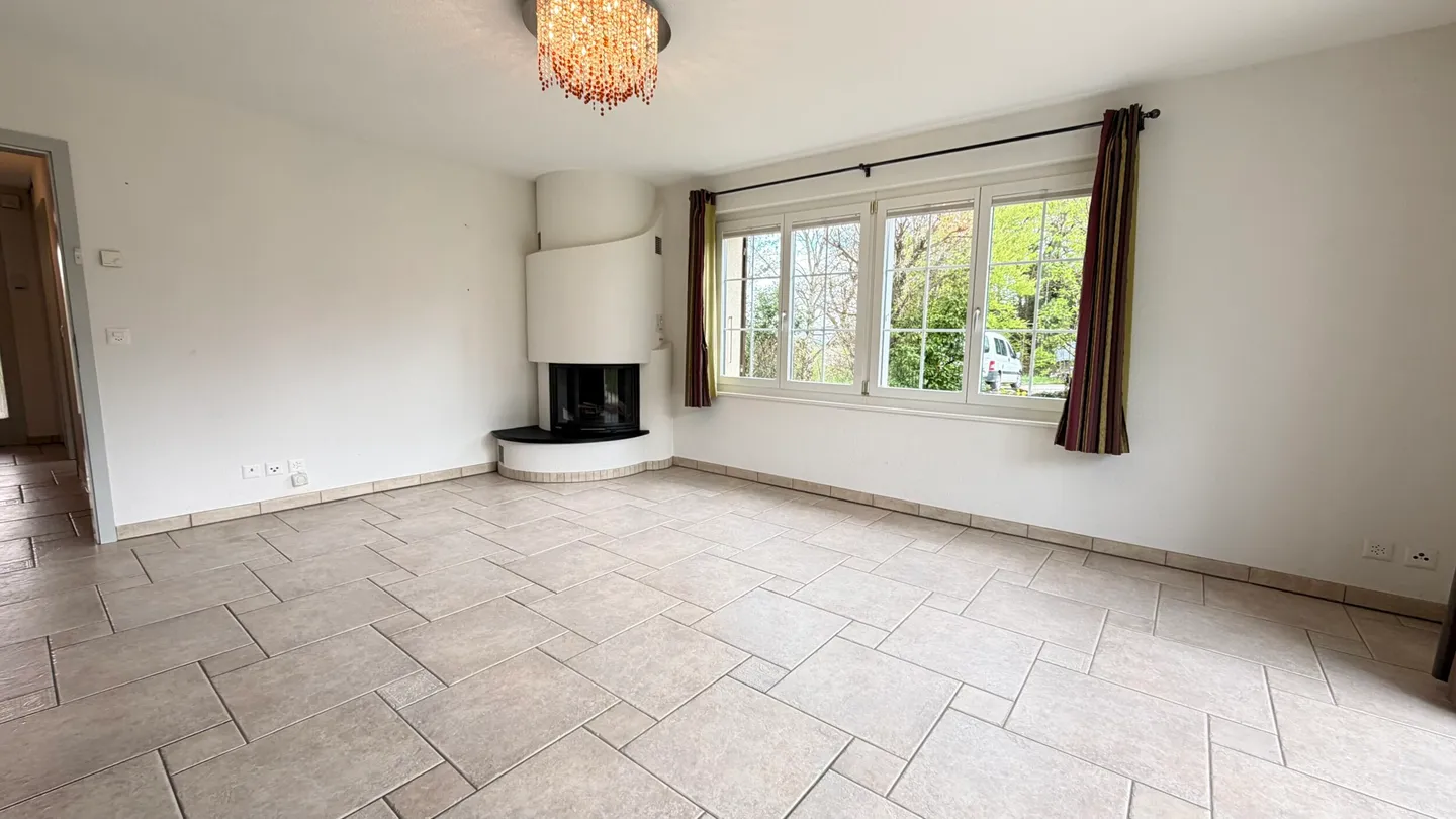 For sale 6.5-room house with garden and garages in Fahy - Photo 3 of 13