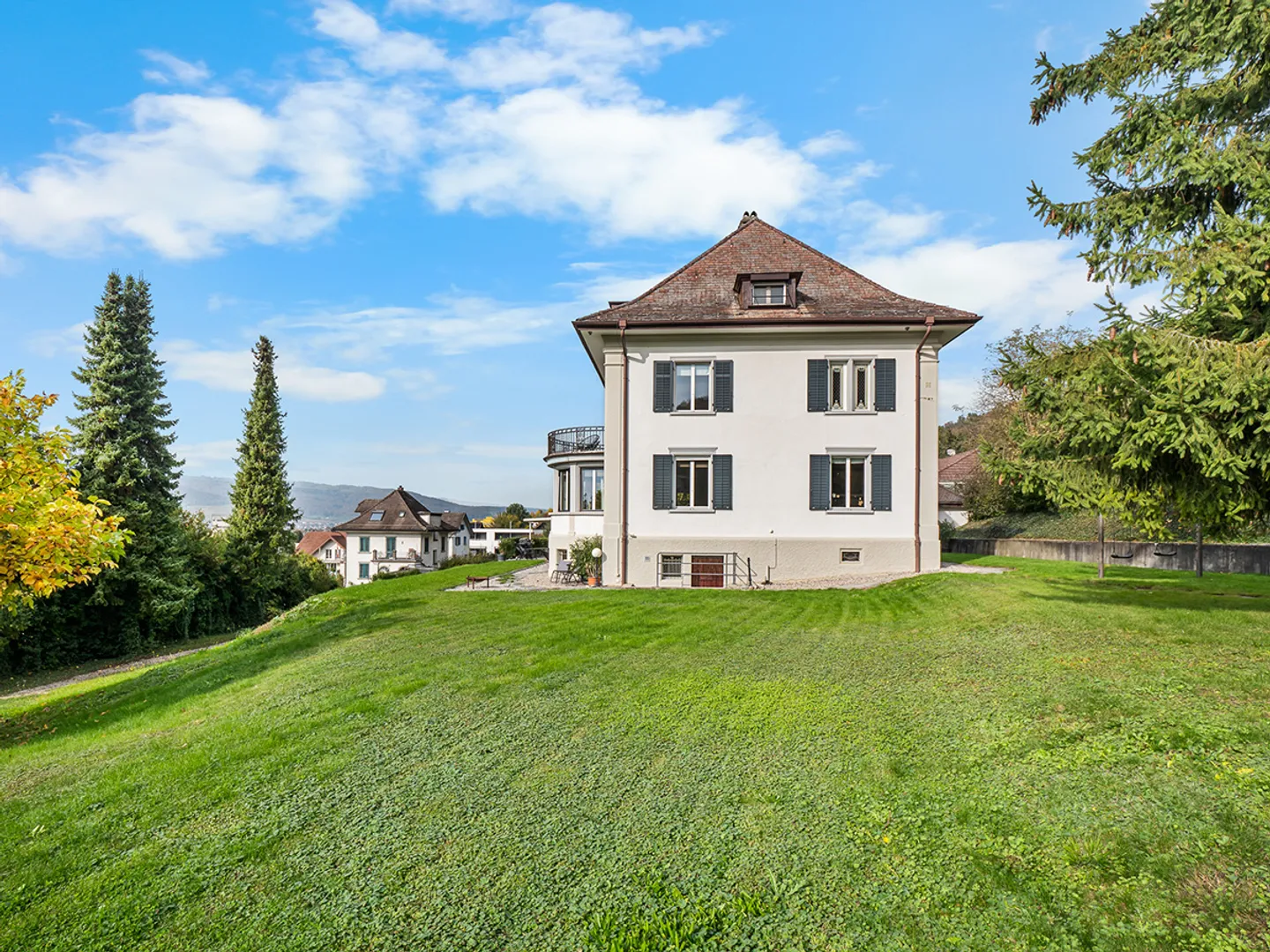 Repräsentative Villa 35 Min. von Zürich - Photo 3 of 10