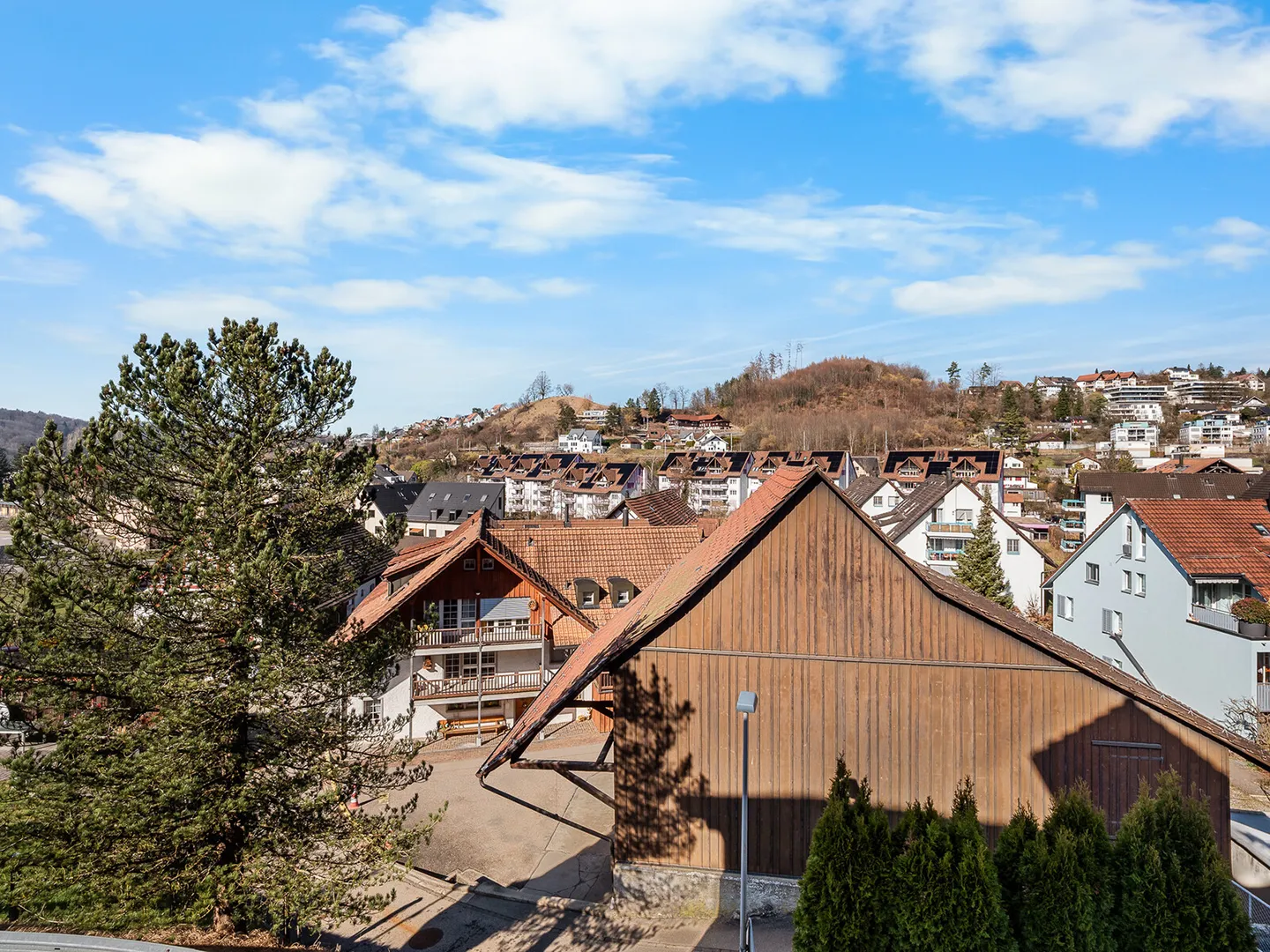 Collegamento urbano, situato in posizione tranquilla - Foto 2 di 10