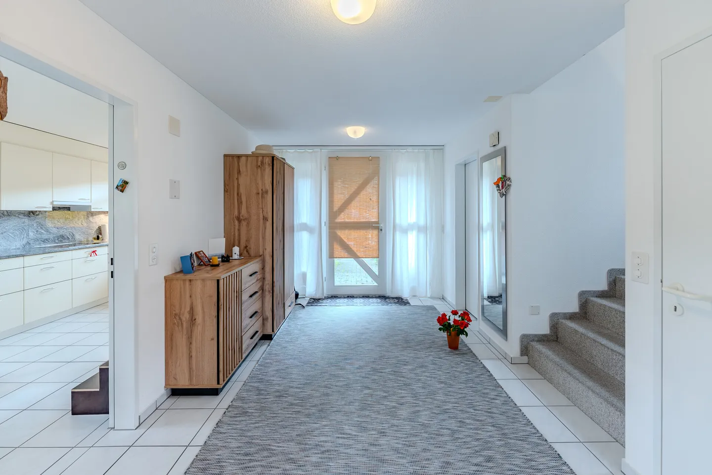 Maison individuelle avec grand jardin dans un quartier résidentiel calme - Photo 10 sur 13
