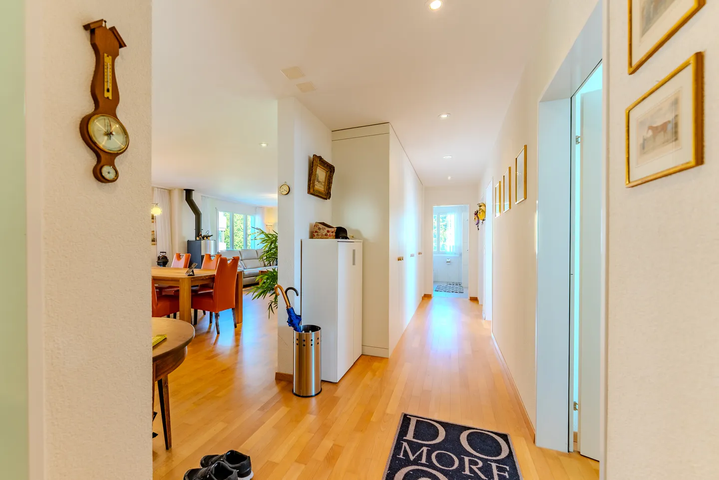 Bright and spacious 4.5-room apartment in the center - Photo 4 of 13