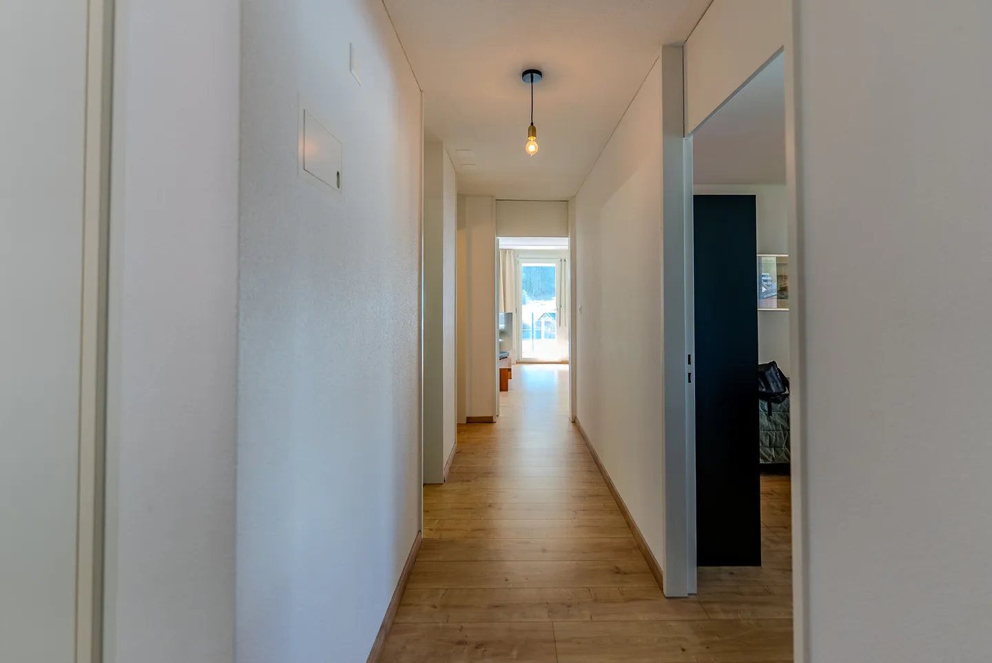 Gemütliche 3.5 Zimmer Wohnung mit herrlichem Ausblick - Foto 6 von 13
