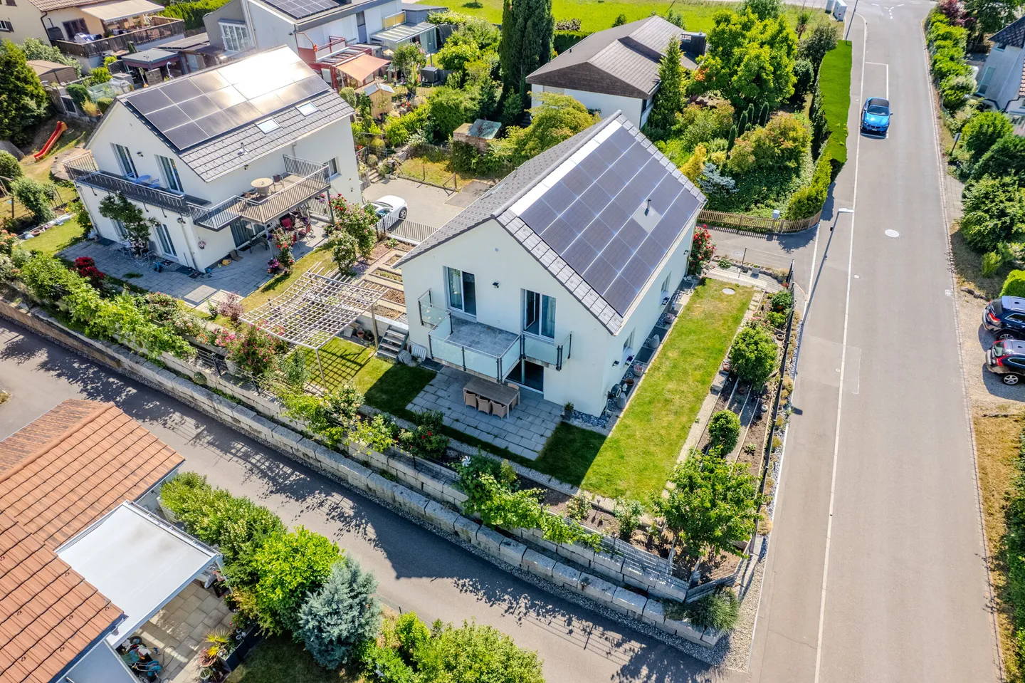 Modernes Einfamilienhaus an ruhiger Lage - Foto 1 von 13
