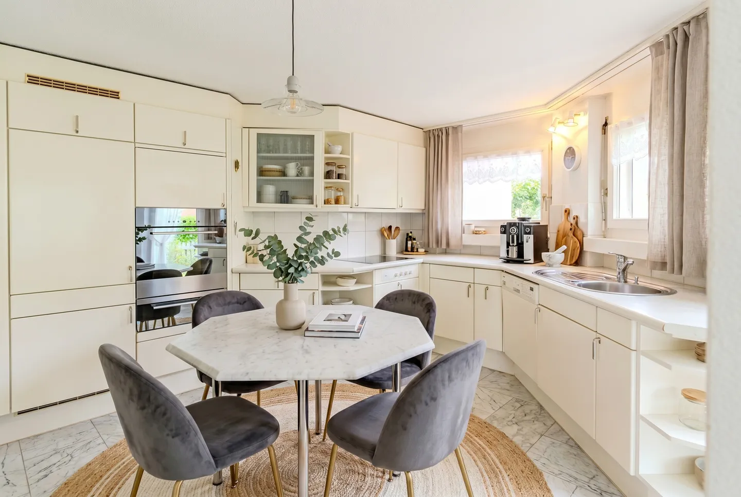 Maison familiale spacieuse à tomber amoureux dans un emplacement central - Photo 3 sur 13