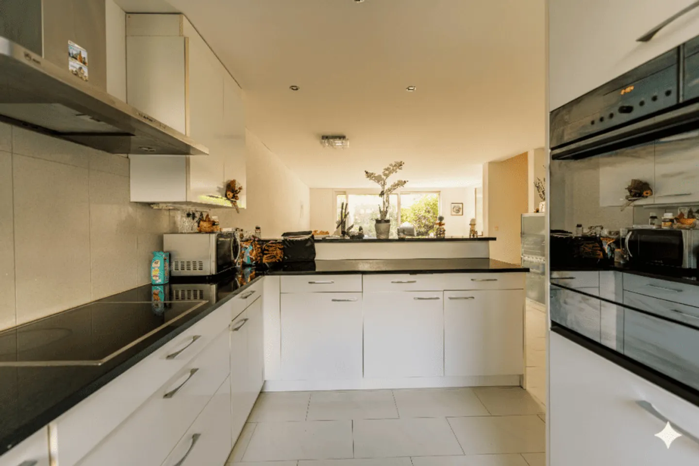 Casa di mezzo in una posizione privilegiata e tranquilla - Foto 5 di 13