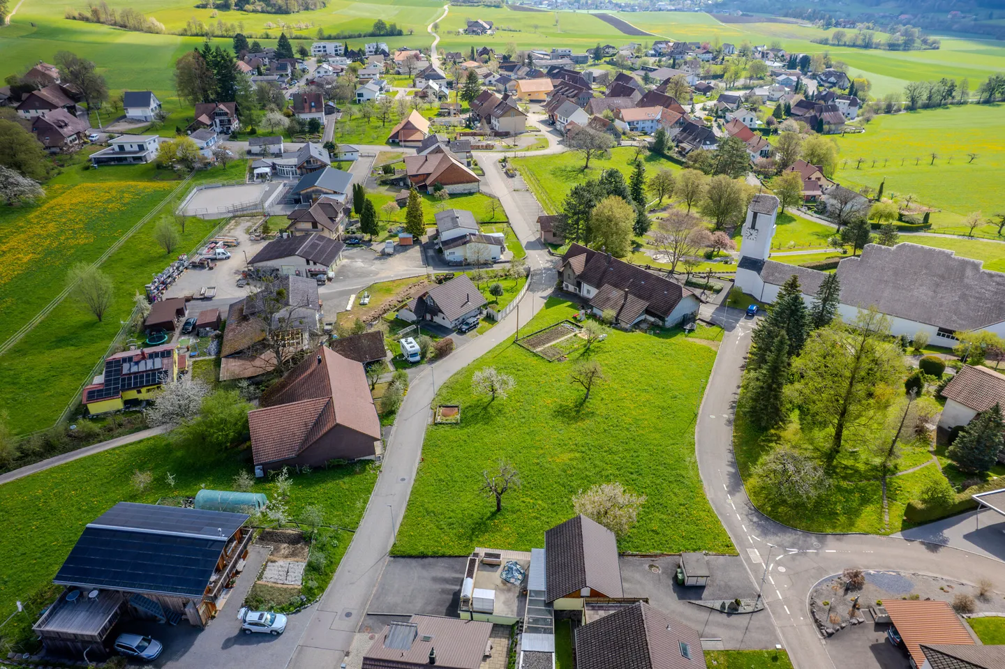 Developable plot of land with numerous construction possibilities - Photo 3 of 12