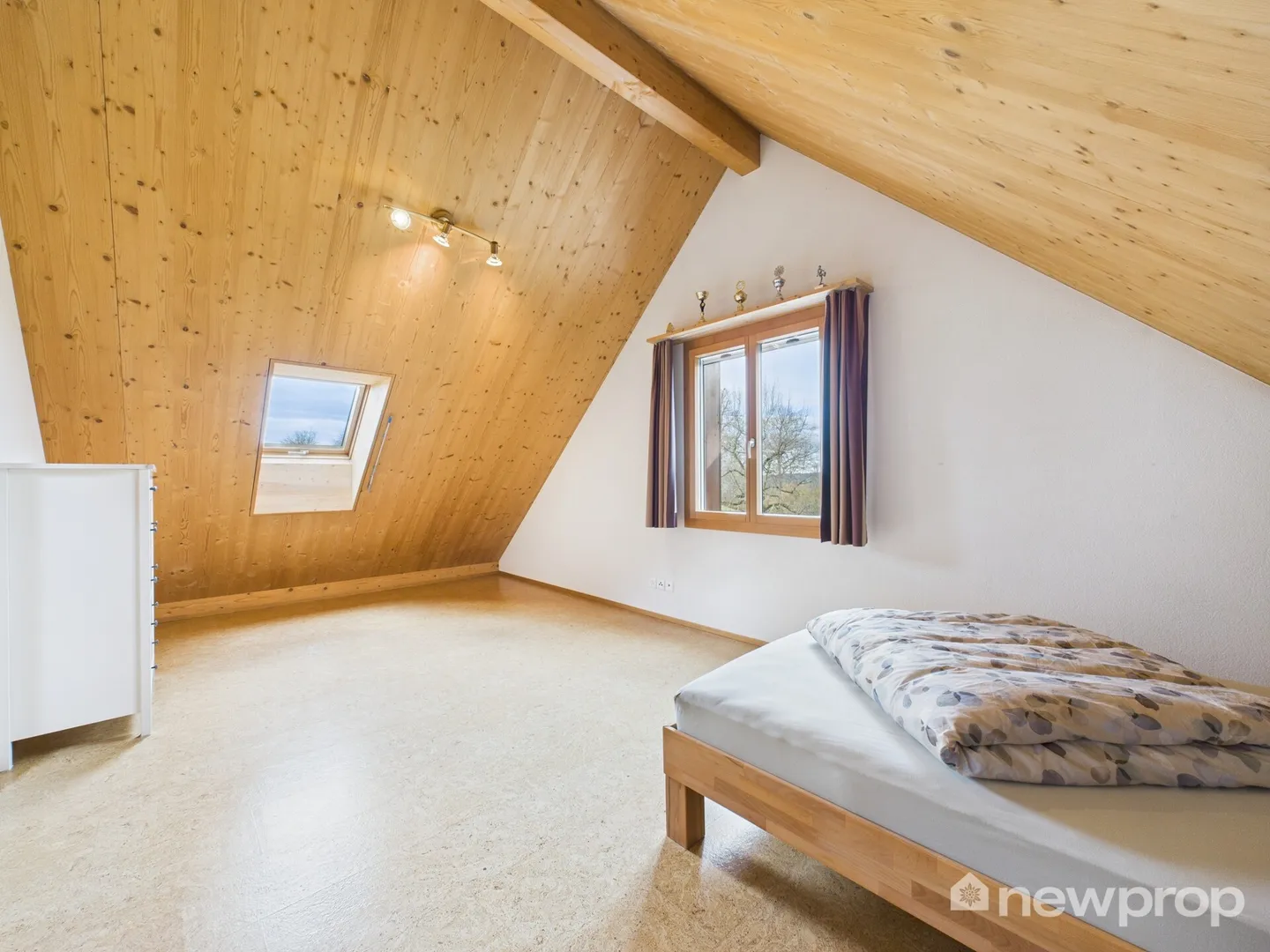 Bellissima casa di 4,5 stanze in campagna - Foto 9 di 13