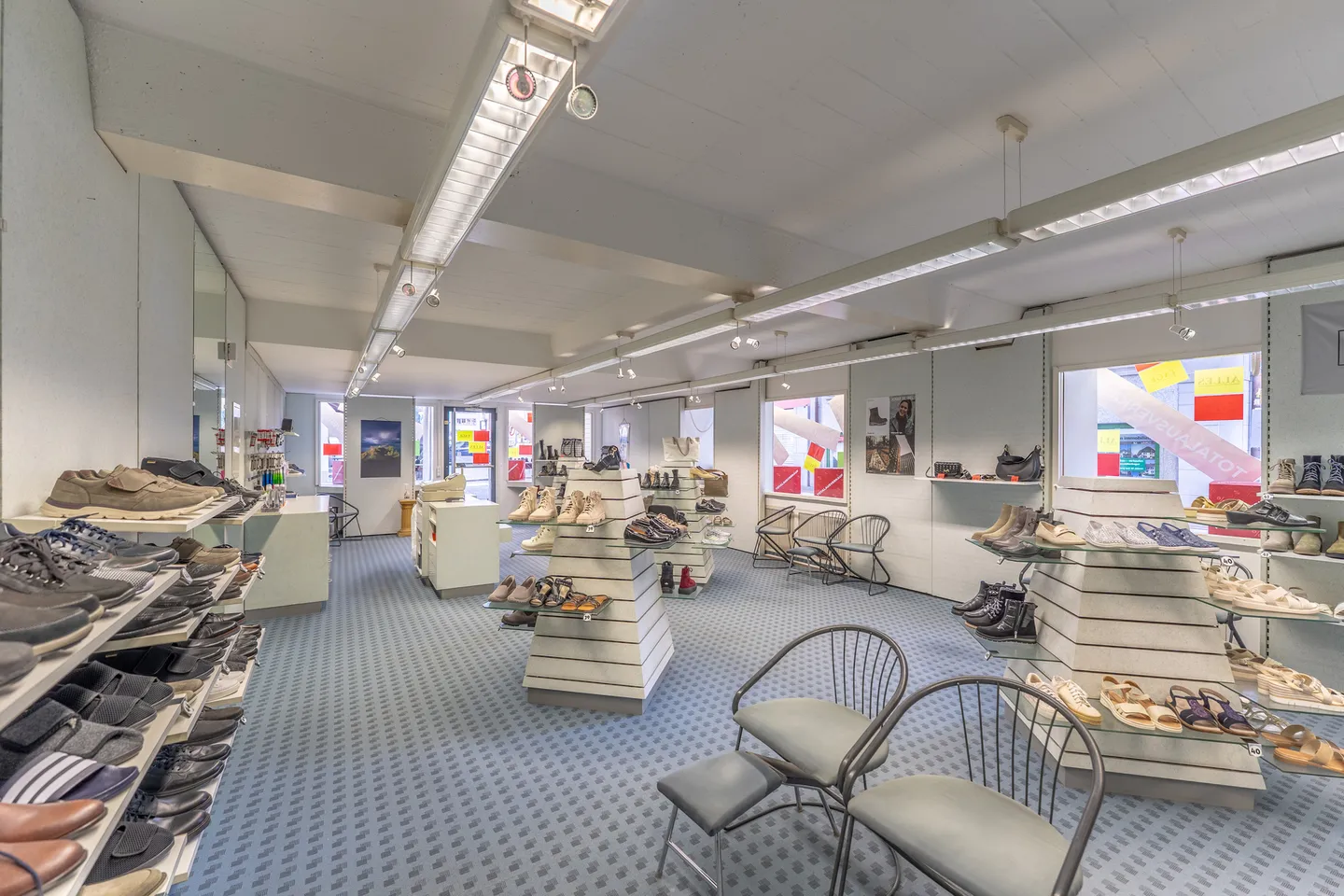 Commercial Space in the Heart of the Old Town - Photo 7 of 13