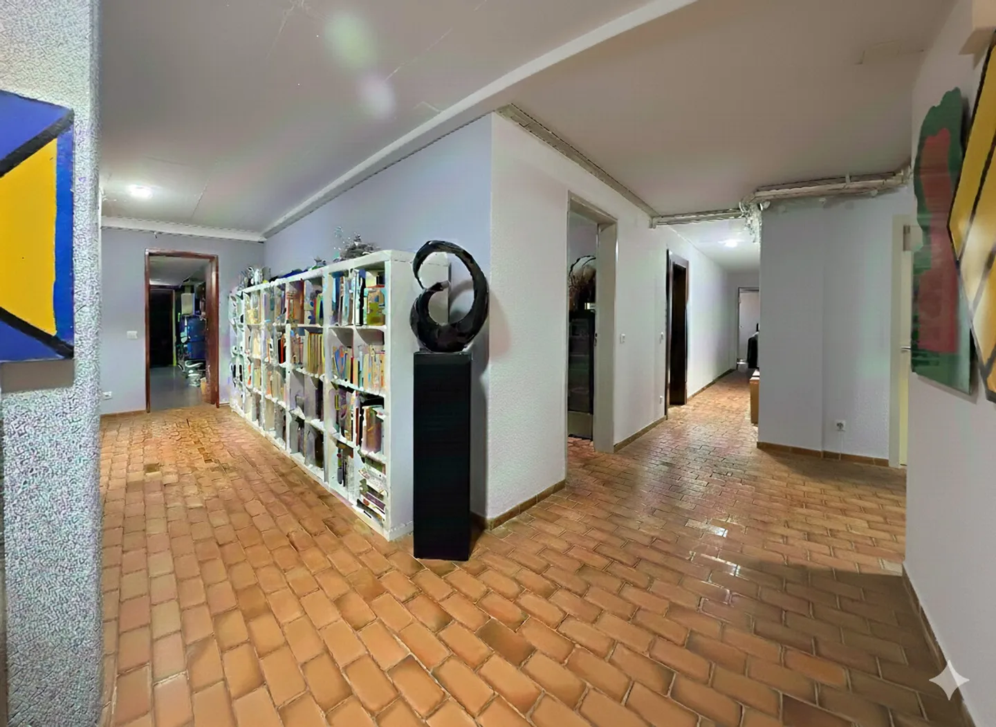 Beautiful and spacious villa - Photo 10 of 13