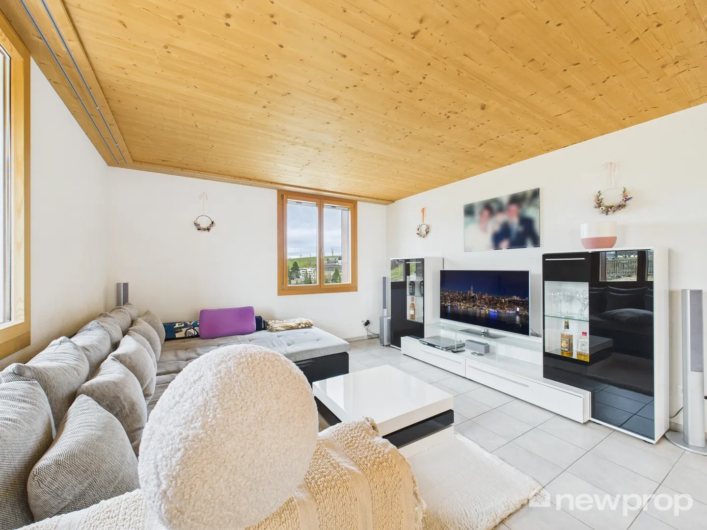 Bellissima casa di 4,5 stanze in campagna - Foto 4 di 13