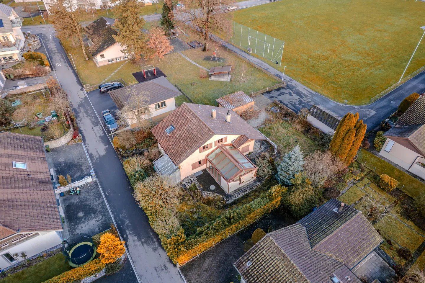 Projektiertes Mehrfamilienhaus mit 3 Wohnungen - Foto 11 von 13