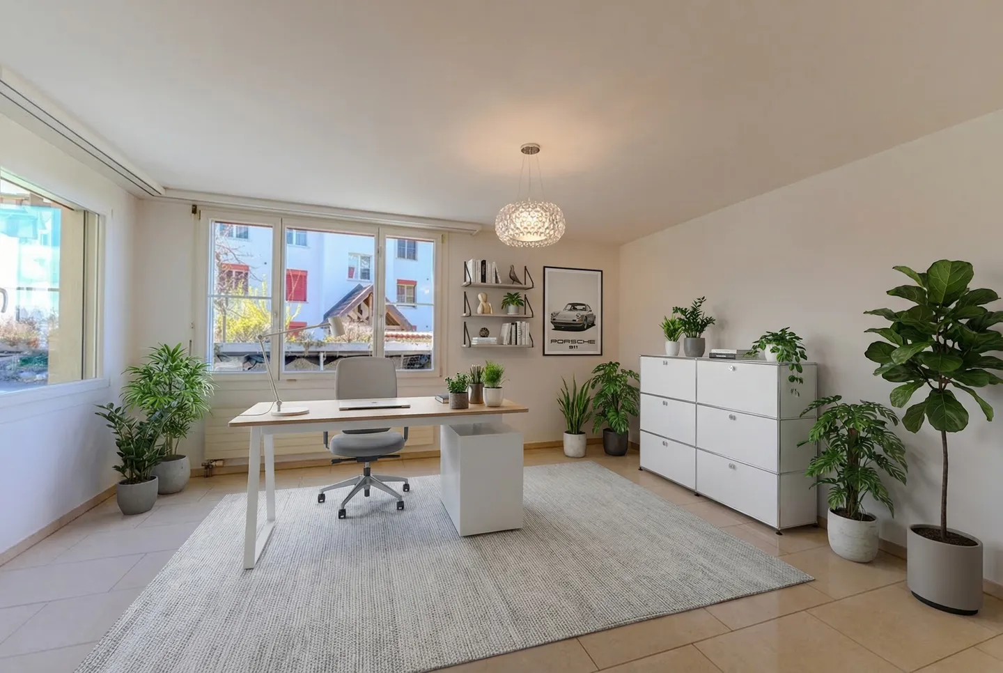 Spacious 3.5 Room Ground Floor Apartment with Cozy Fireplace - Photo 6 of 13