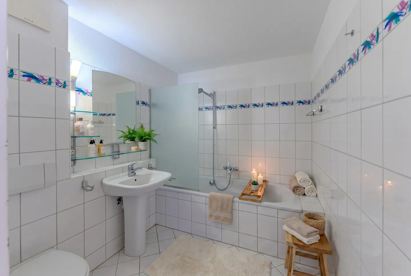 Casa a schiera con vista lago in posizione privilegiata - Foto 8 di 13